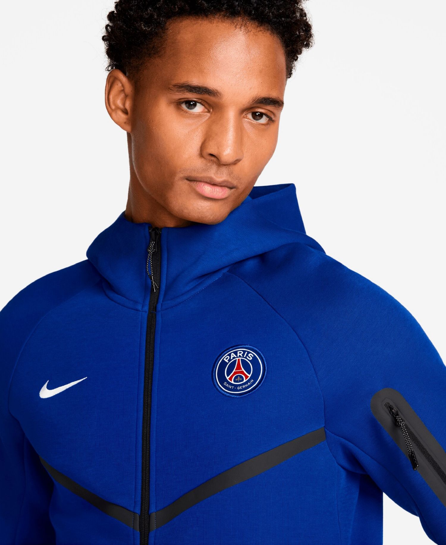 Men's Royal Paris Saint-Germain Tech Fleece Windrunner Raglan Full-Zip Hoodie