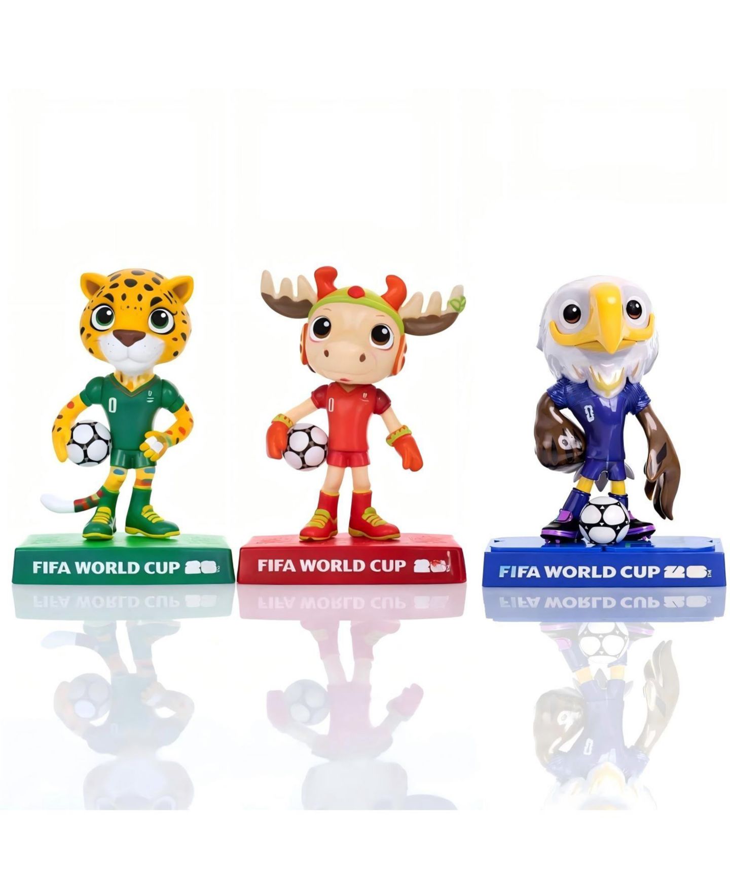 Детские фигурки FIFA 2026 World Cup Maple, Zayu and Clutch 5"H 3-Piece Figurine Set, 14+ — фото 2