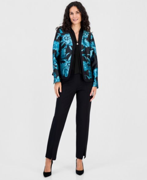 Женские комплекты Kasper Collarless Floral Jacquard Jacket, Tie-Neck Sleeveless Blouse & Audrey Straight-Leg Trousers, цвет: Чёрный