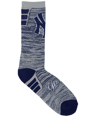 For Bare Feet New York Yankees Jolt Socks