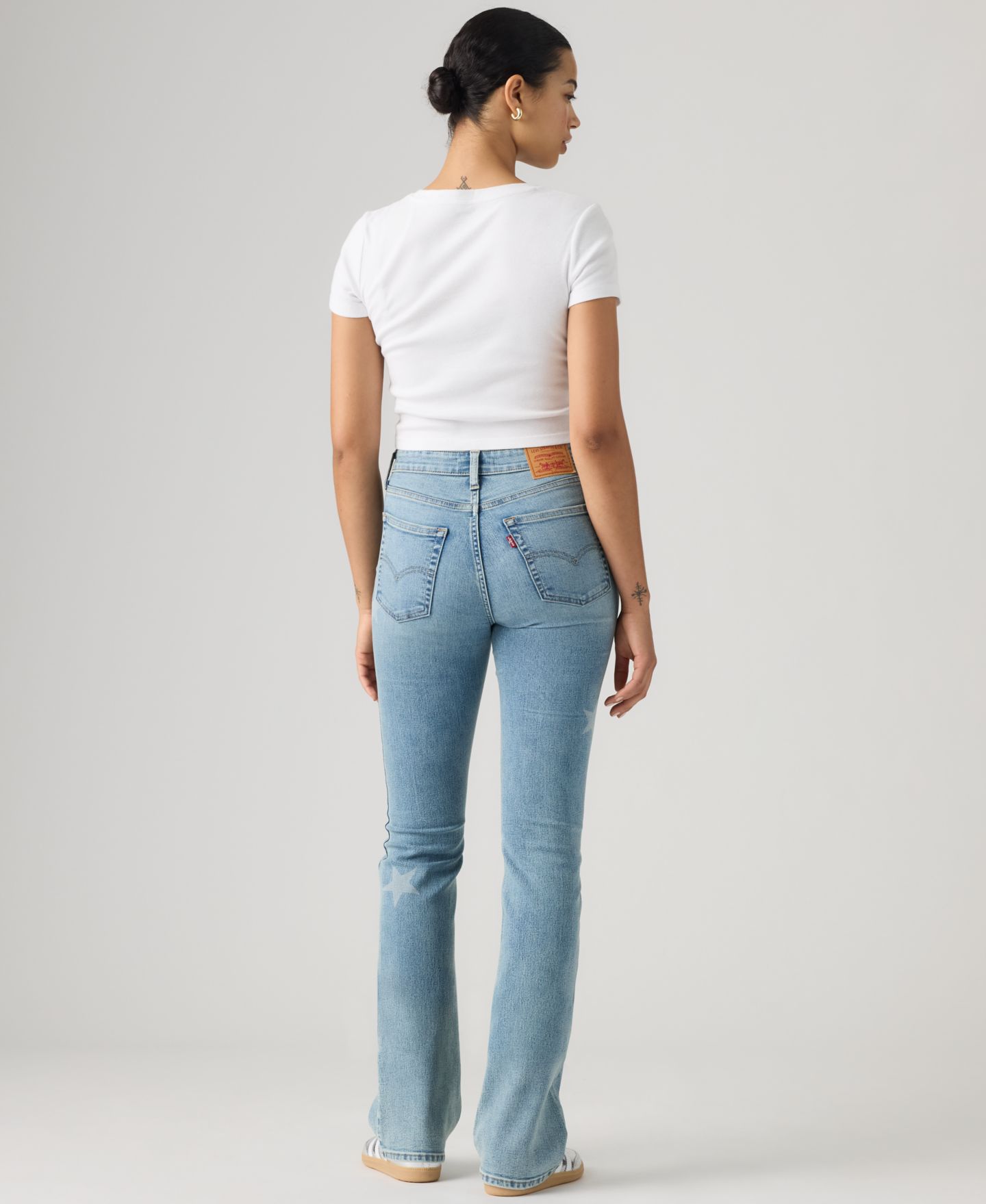 Женские джинсы Levi's Macy's 100th Parade 725 High-Waist Classic Stretch 32" Bootcut, цвет: Retail Therapy — фото 5