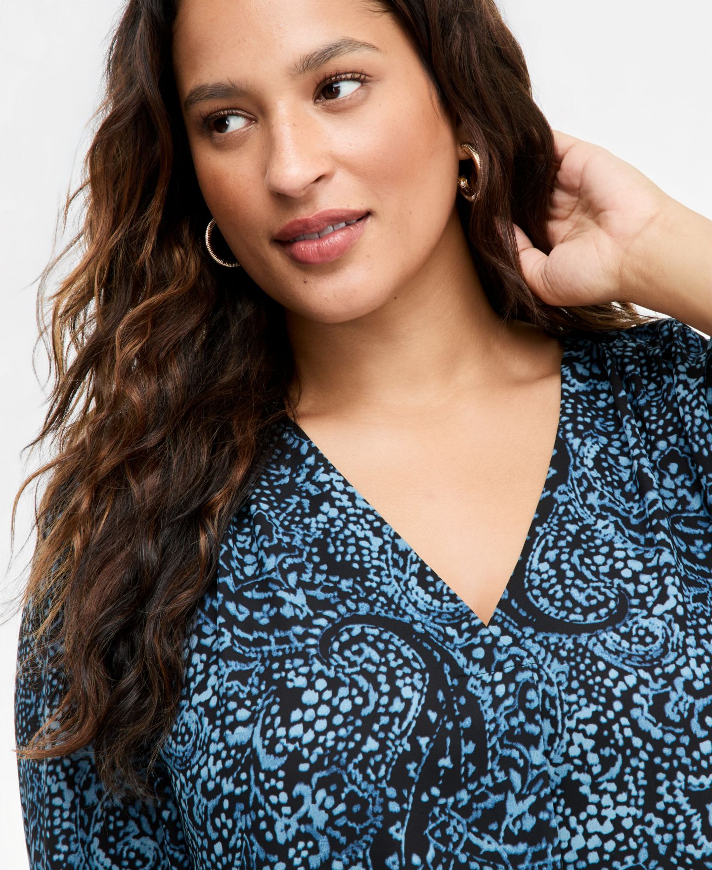 Женская блузка I.N.C. International Concepts Plus Size Long-Sleeve V-Neck Paisley-Print Blouse, цвет: Синий — фото 3