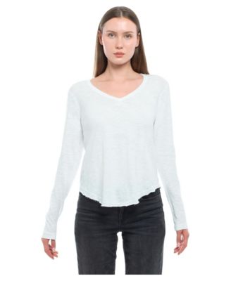 Women's Long Sleeve V-Neck Raw Hem Shirttail Tee