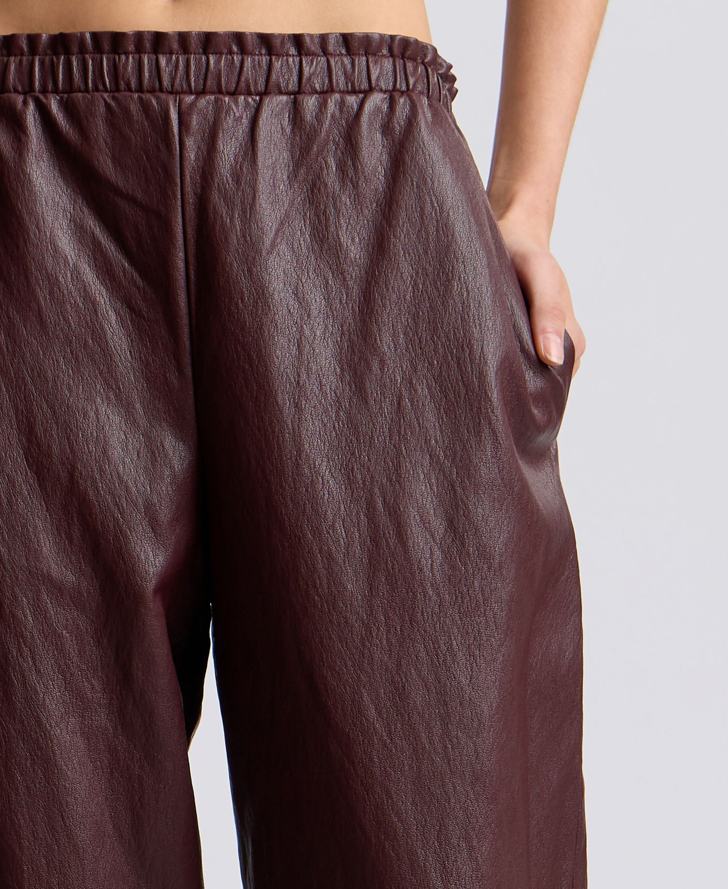 Women's Elastic-Waist High-Rise Balloon Pants