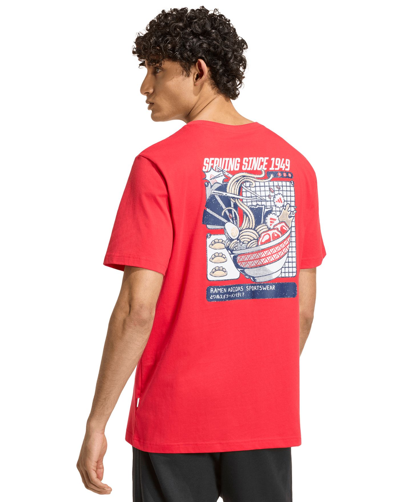 Мужская футболка adidas Ramen Graphic Crewneck, цвет: Чистый рубиновый — фото 1