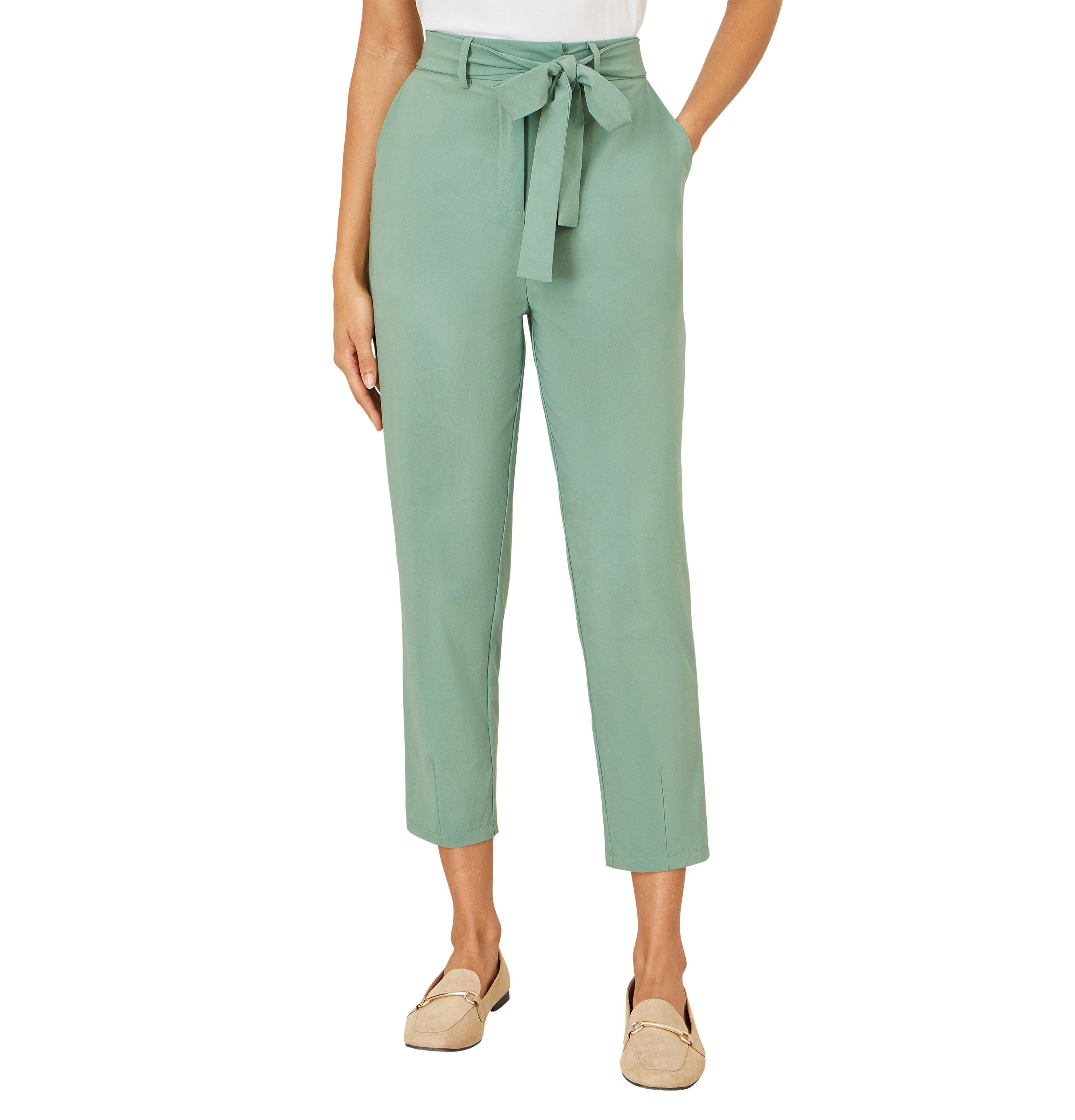 Yumi Women's Stretch Tie-Belt Capri Pants
