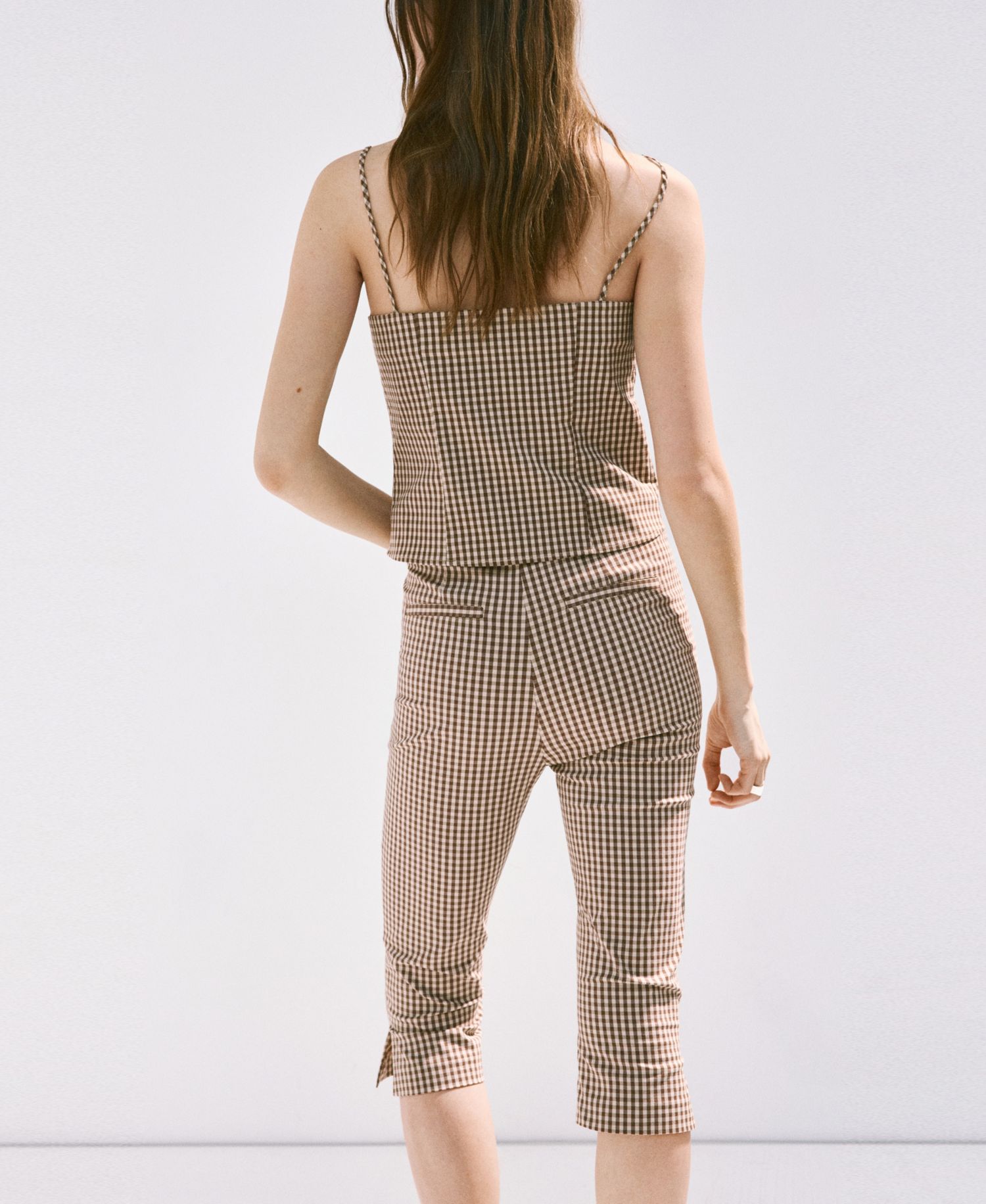 Women's Gingham Capri Pants