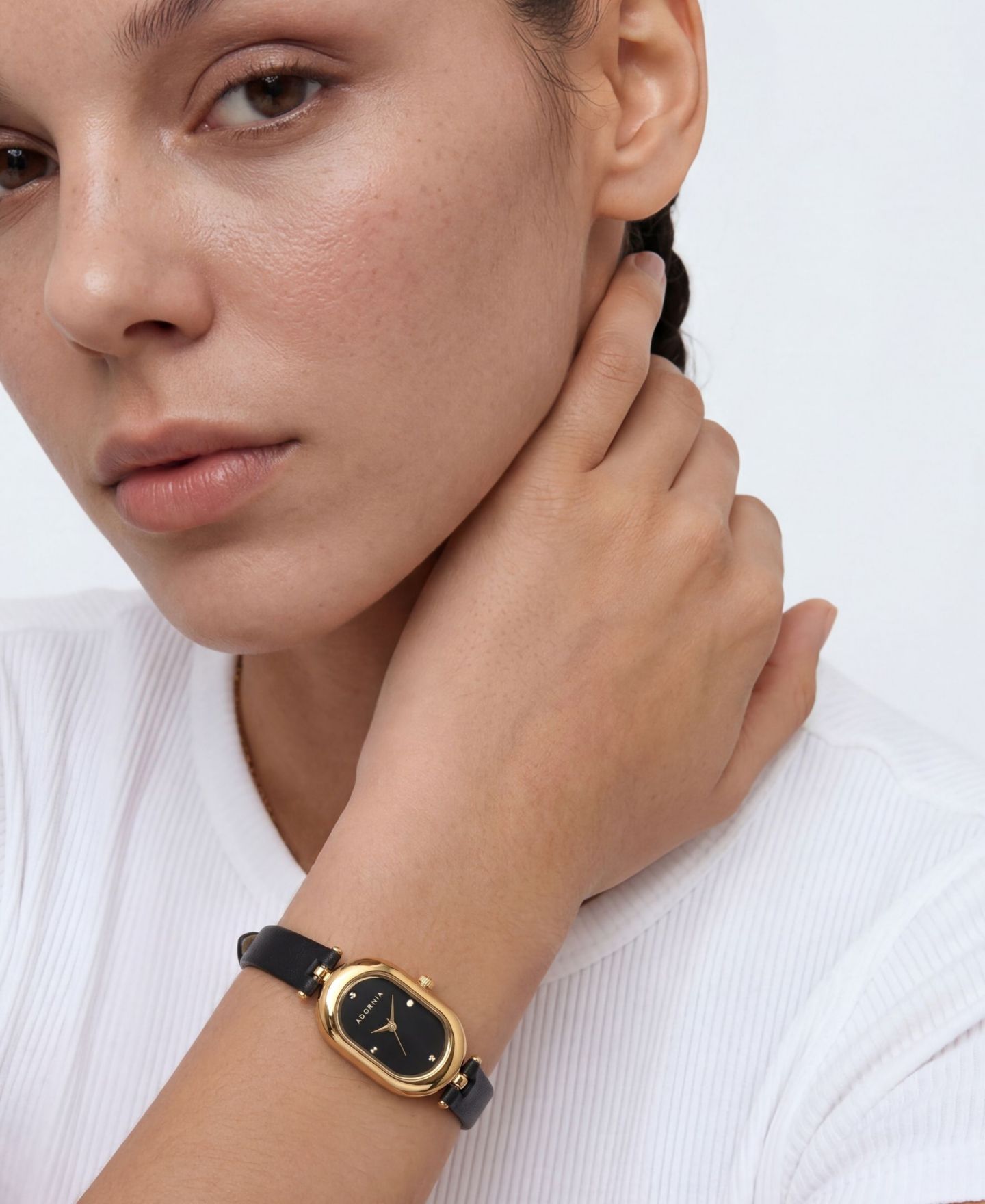 Женские часы ADORNIA Gold Milan Black Leather Band and Black Face Watch — фото 3