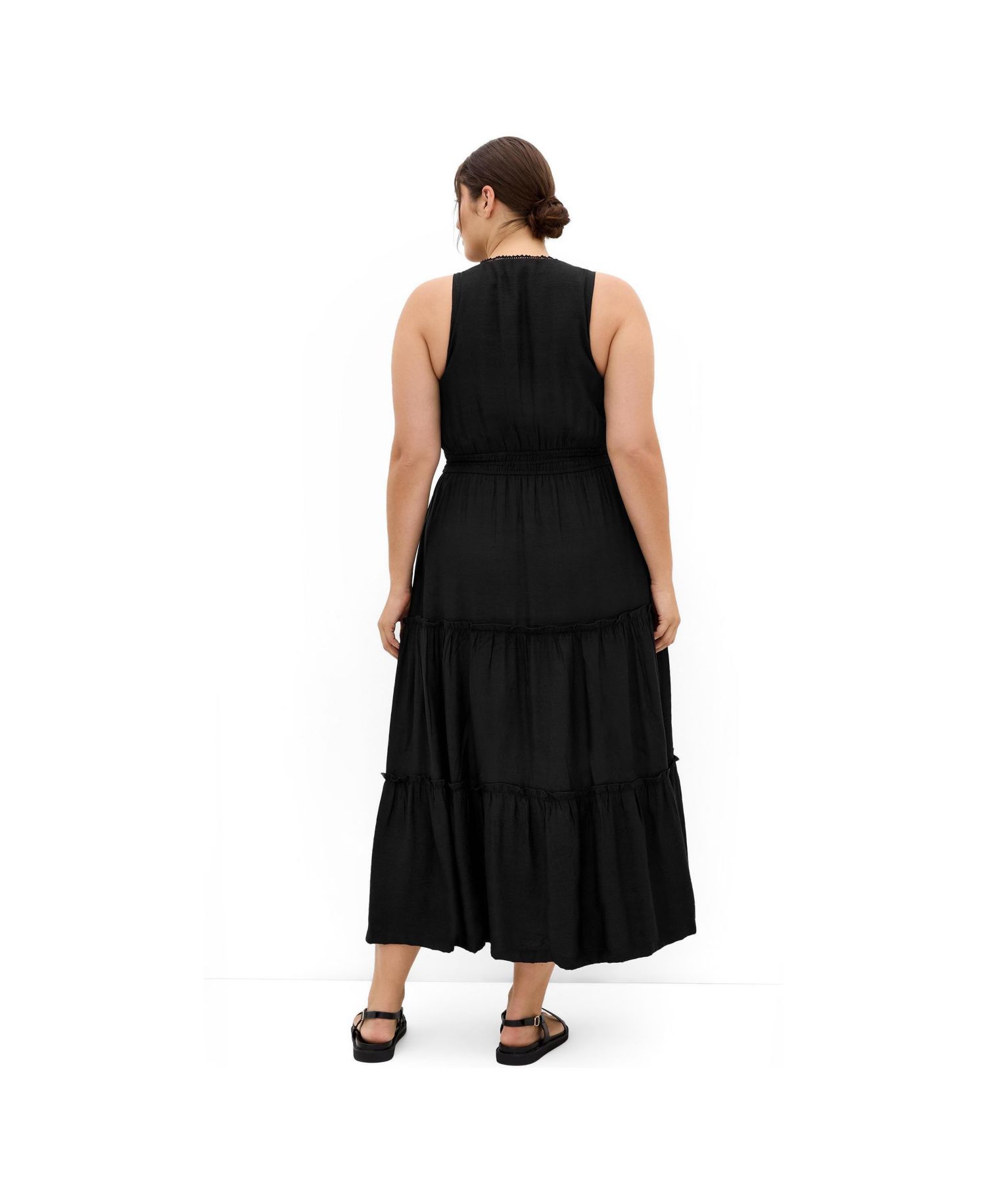 Women's Plus Size Azaria V Neck Tier Maxi Dress