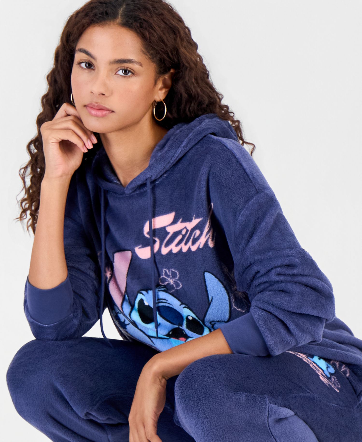 Juniors' Stitch Cozy Graphic Fleece Hoodie