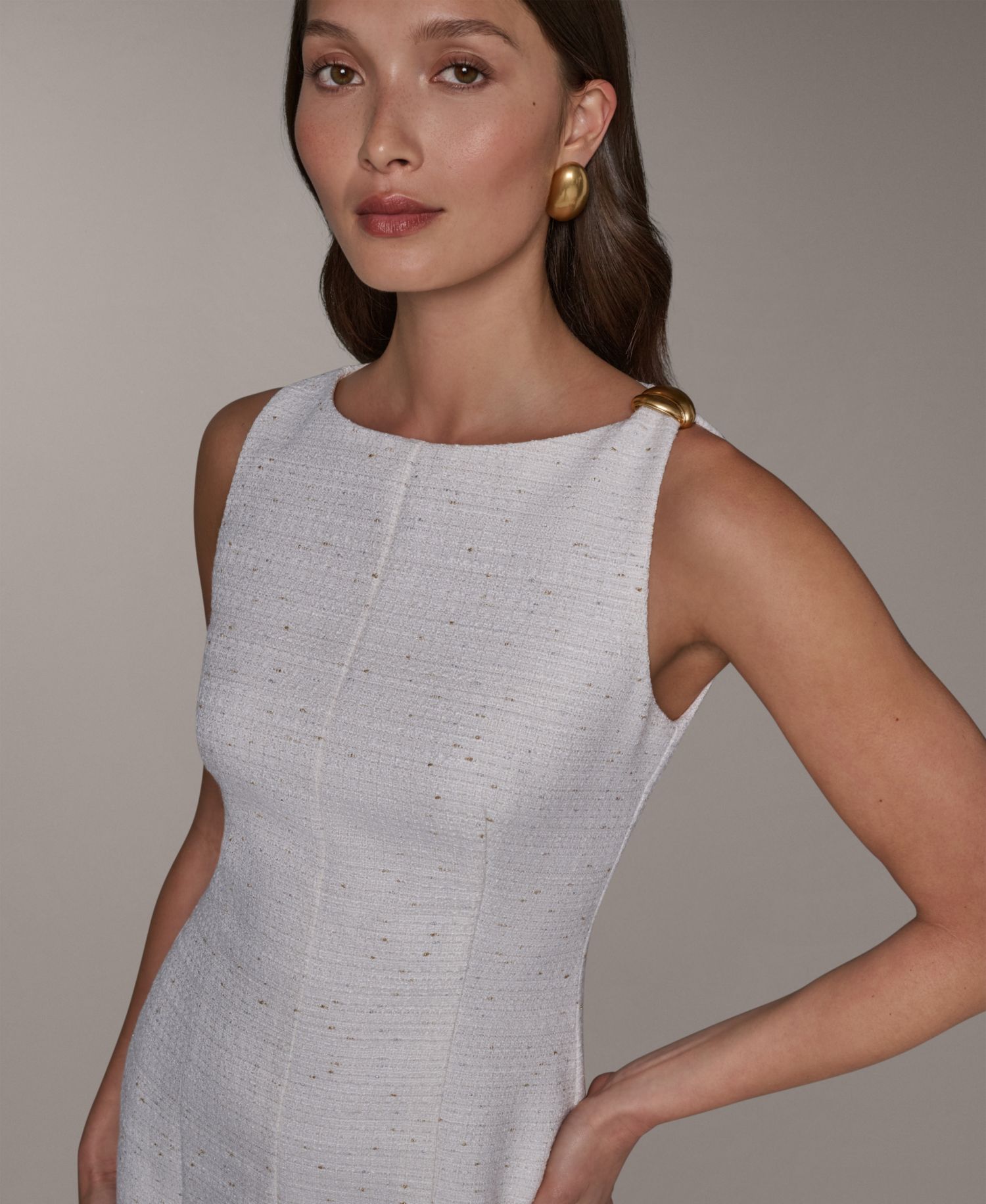 Women's Sleeveless Boat Neck Tweed Sheath Dress