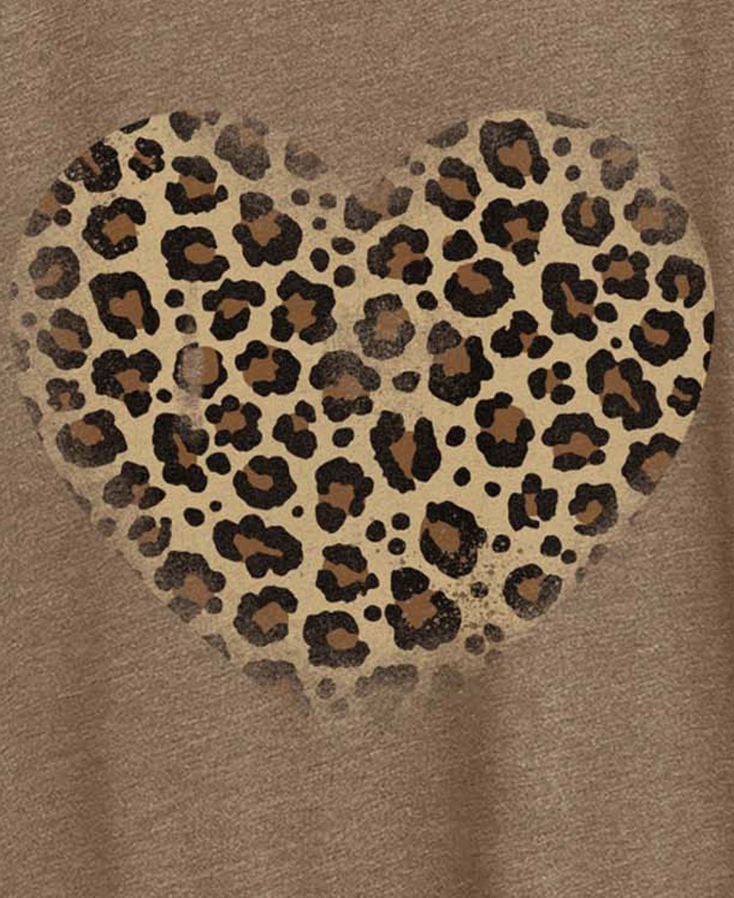 Plus Size Leopard Heart Graphic T-Shirt