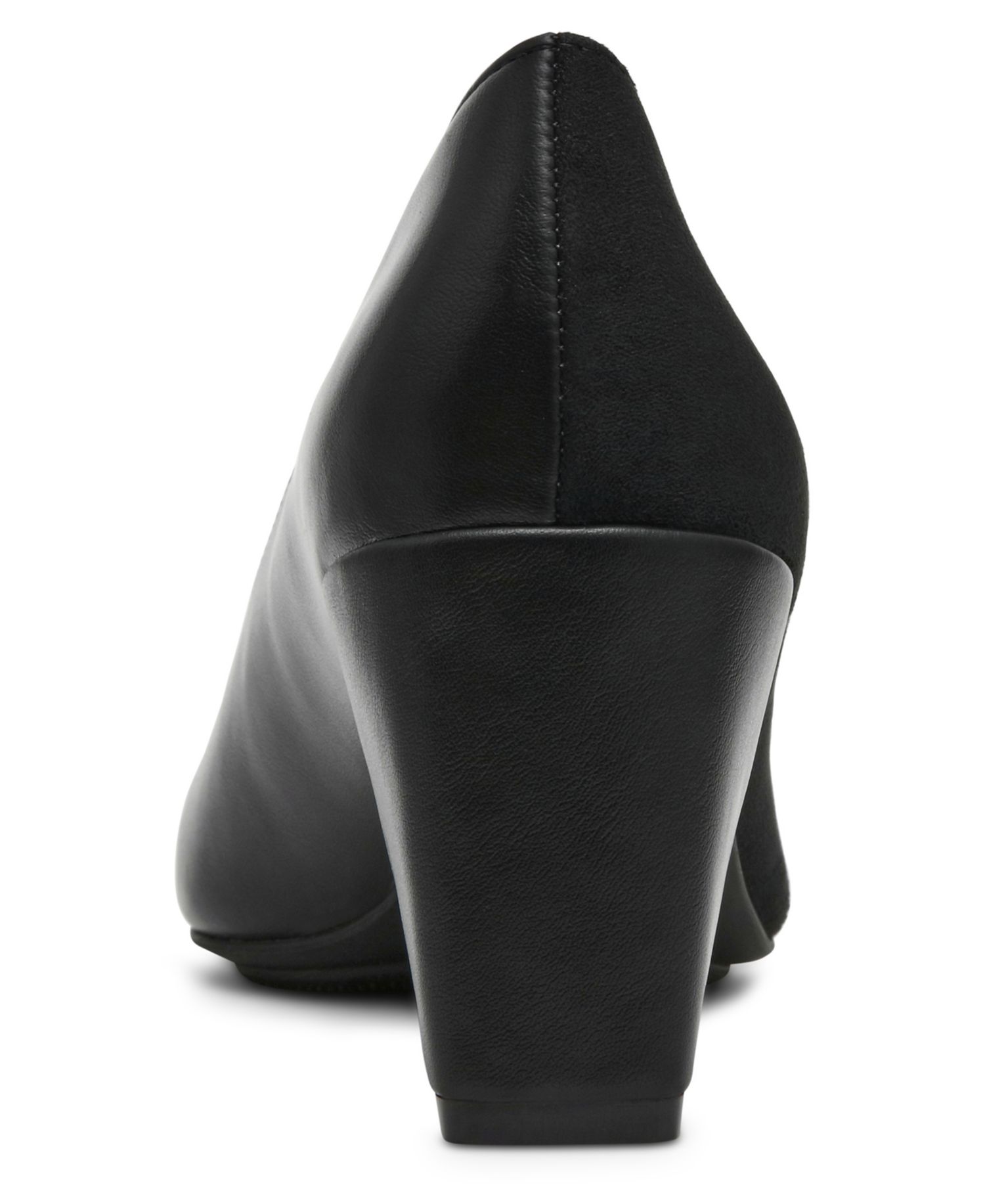 Women's Ravine Slip-On Pumps