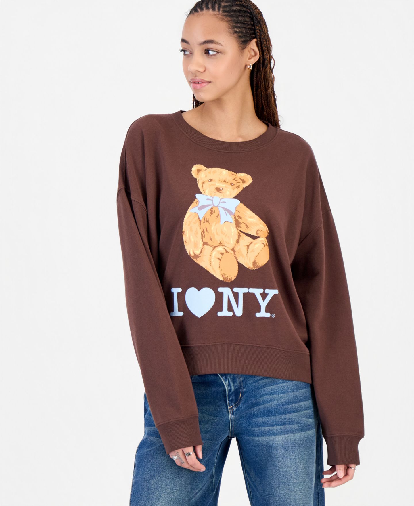 Женская толстовка Grayson Threads, The Label Juniors' I Love NY Bear Fleece Crewneck, цвет: Коричневый — фото 1