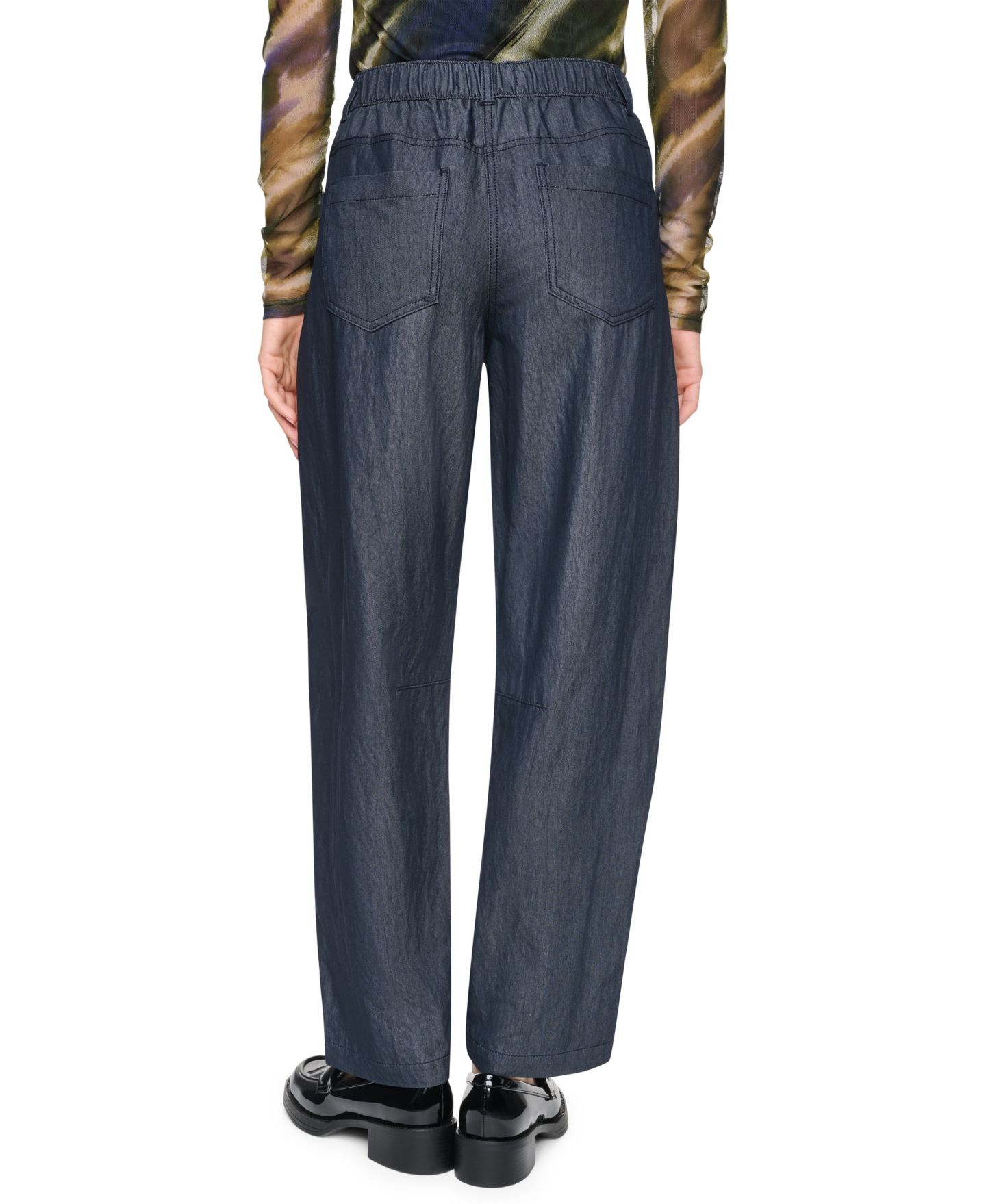 Женские брюки DKNY Barrel-Leg Mid-Rise Indigo Sanded Twill, цвет: Тёмный индиго варёный — фото 5