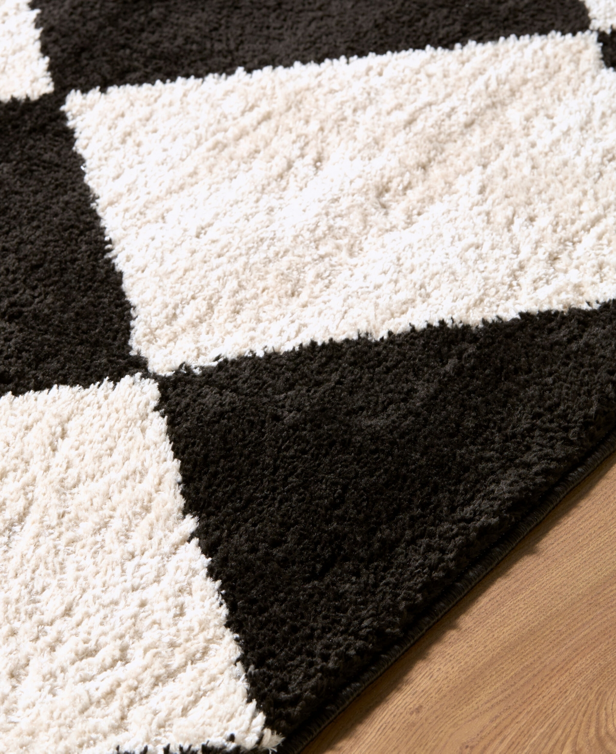 Elle Decor x Livabliss Rivoli 886416 2'x2'11" Area Rug