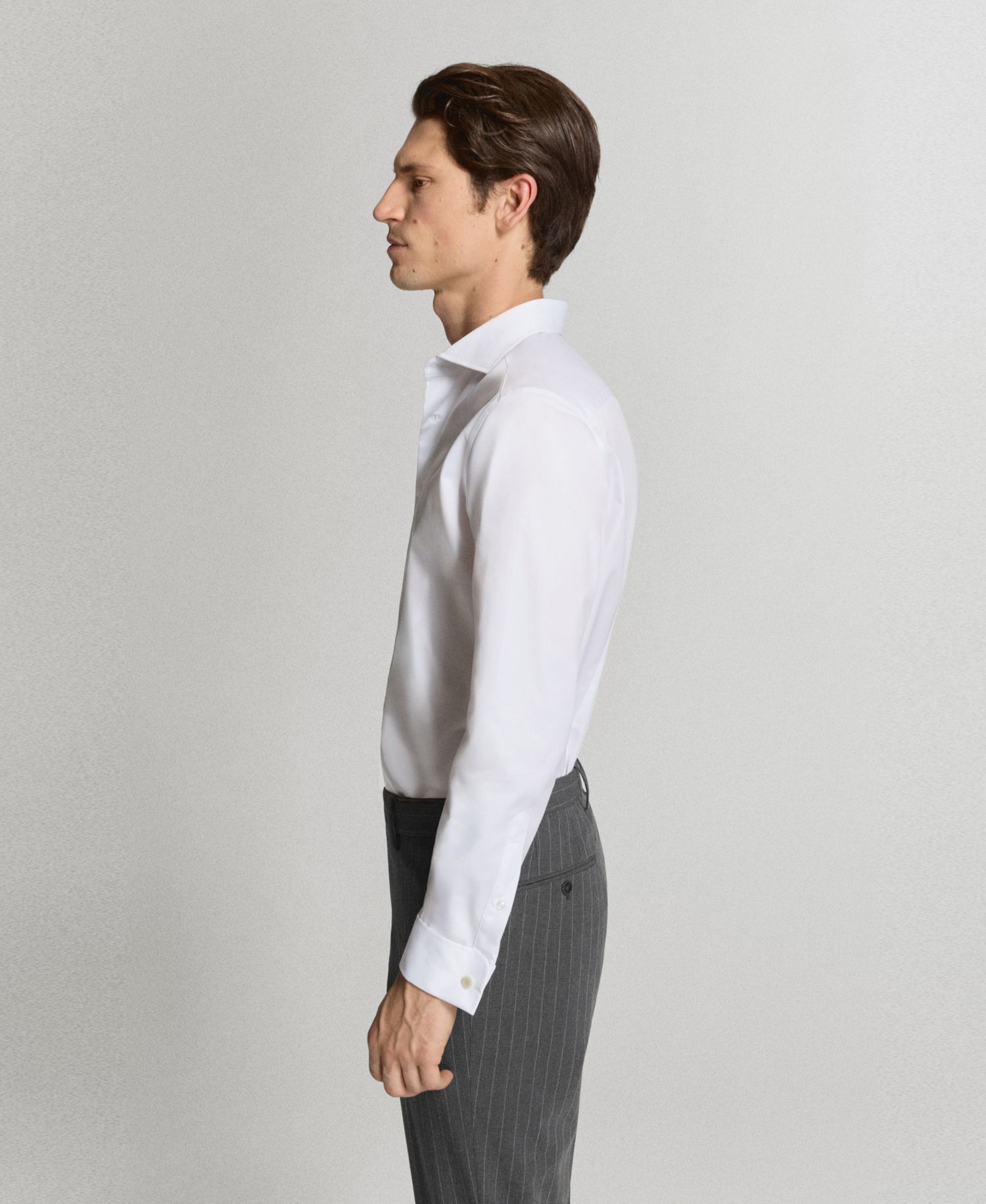 Men's Cotton Slim-Fit Dress Shirt