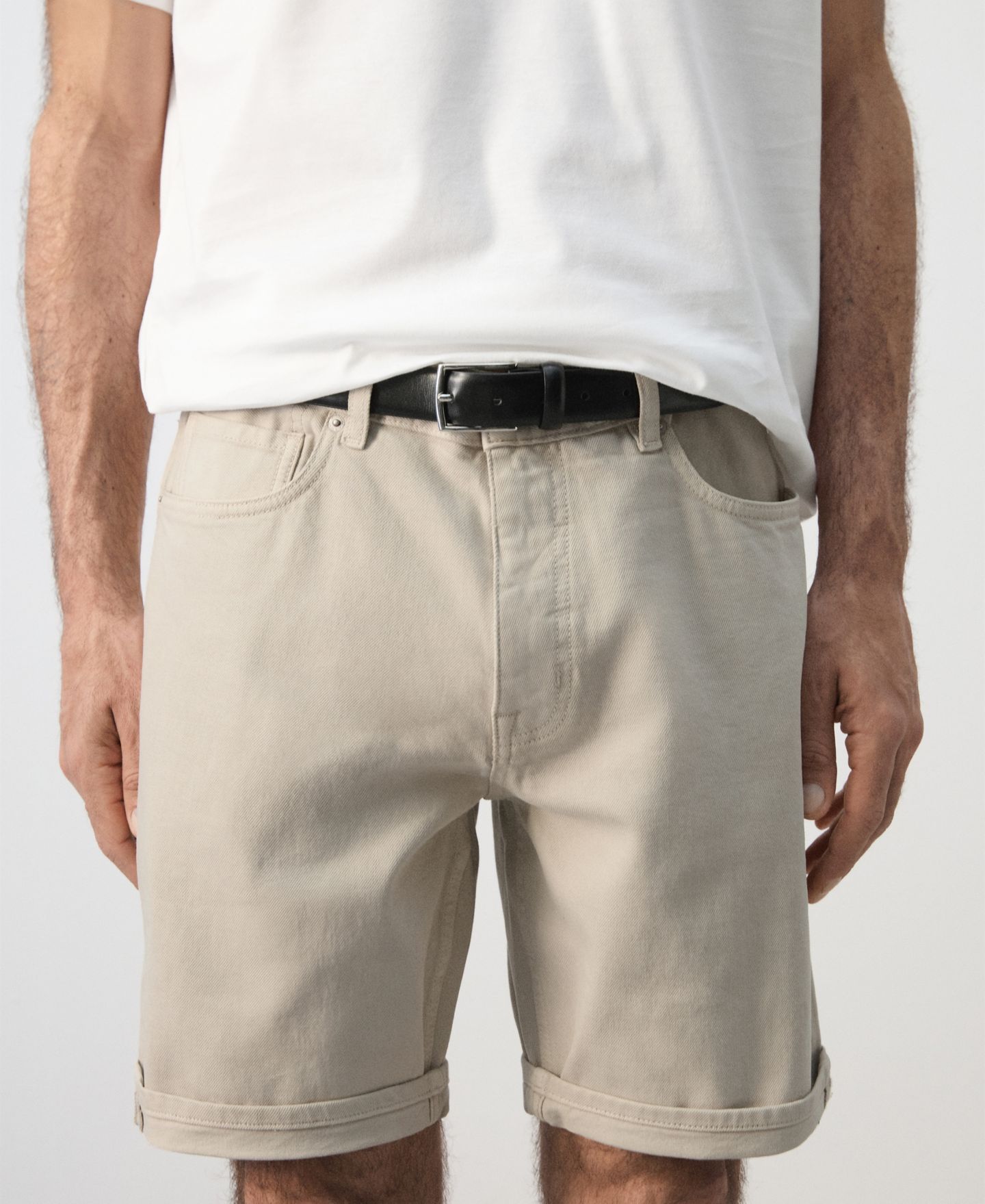 Мужские шорты MANGO Slim-Fit Denim 9.45" Bermuda, цвет: Бежевый — фото 6