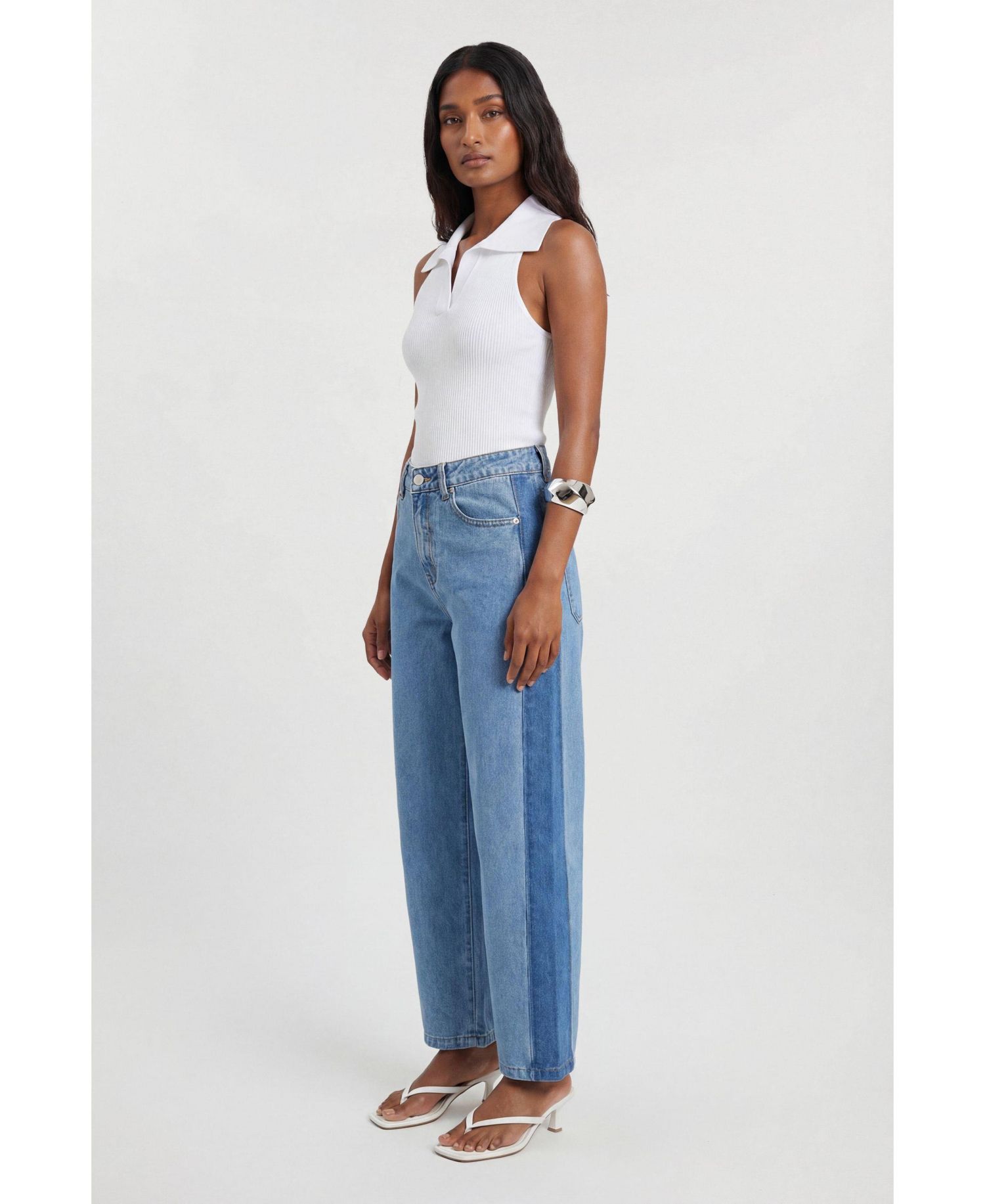 Women's Barrel Leg Jeans