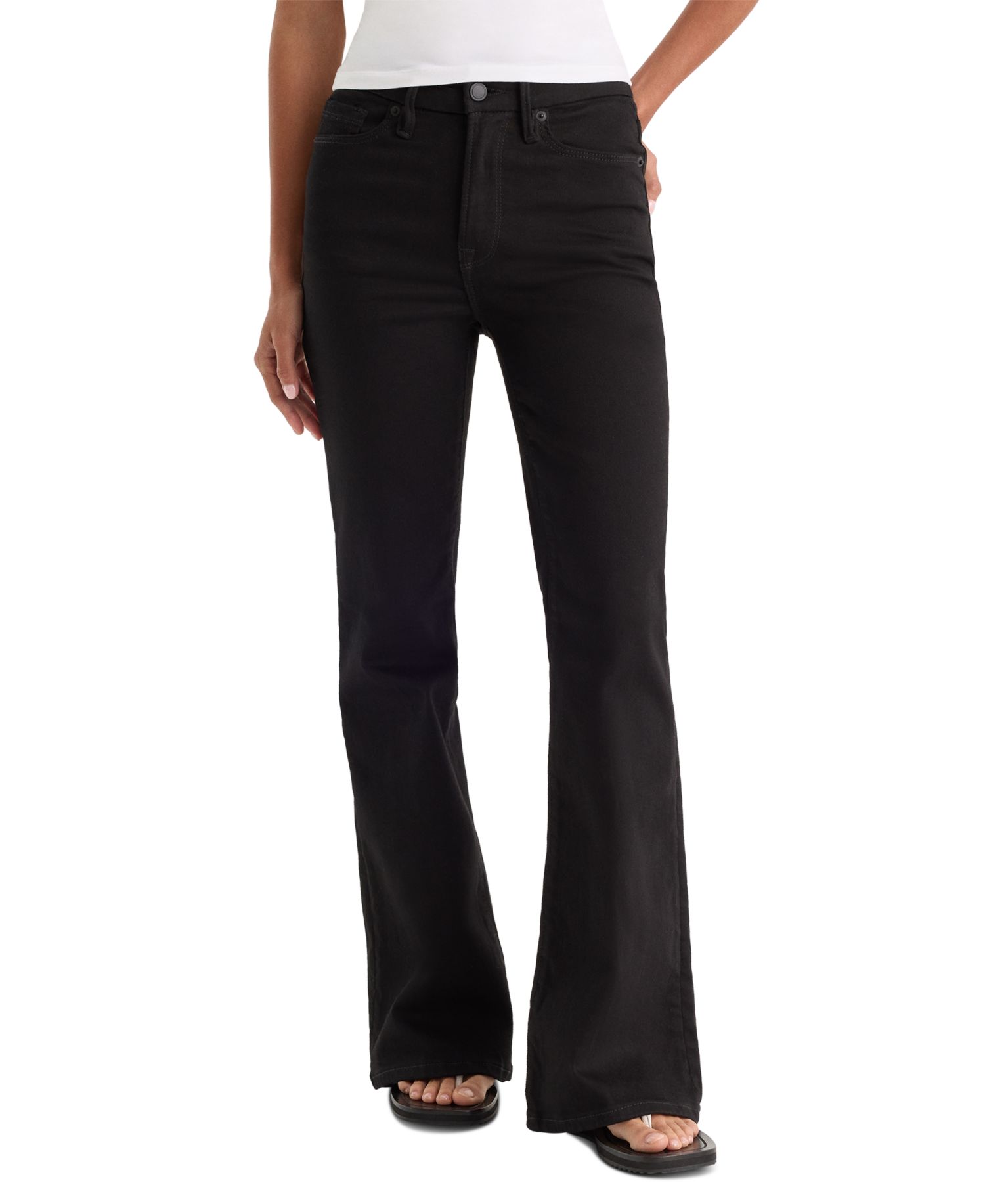 Petite Never Fades Flared Jeans
