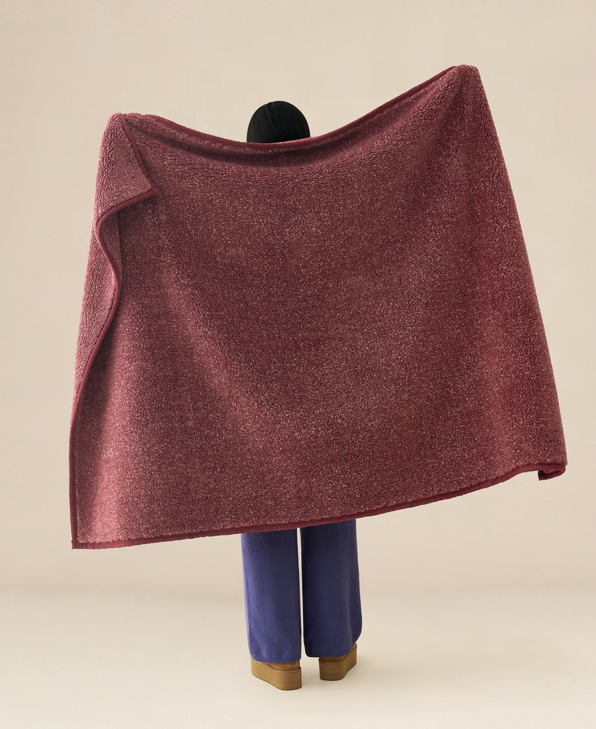 Ugg Classic UGGfluff Throw, 50" x 70"