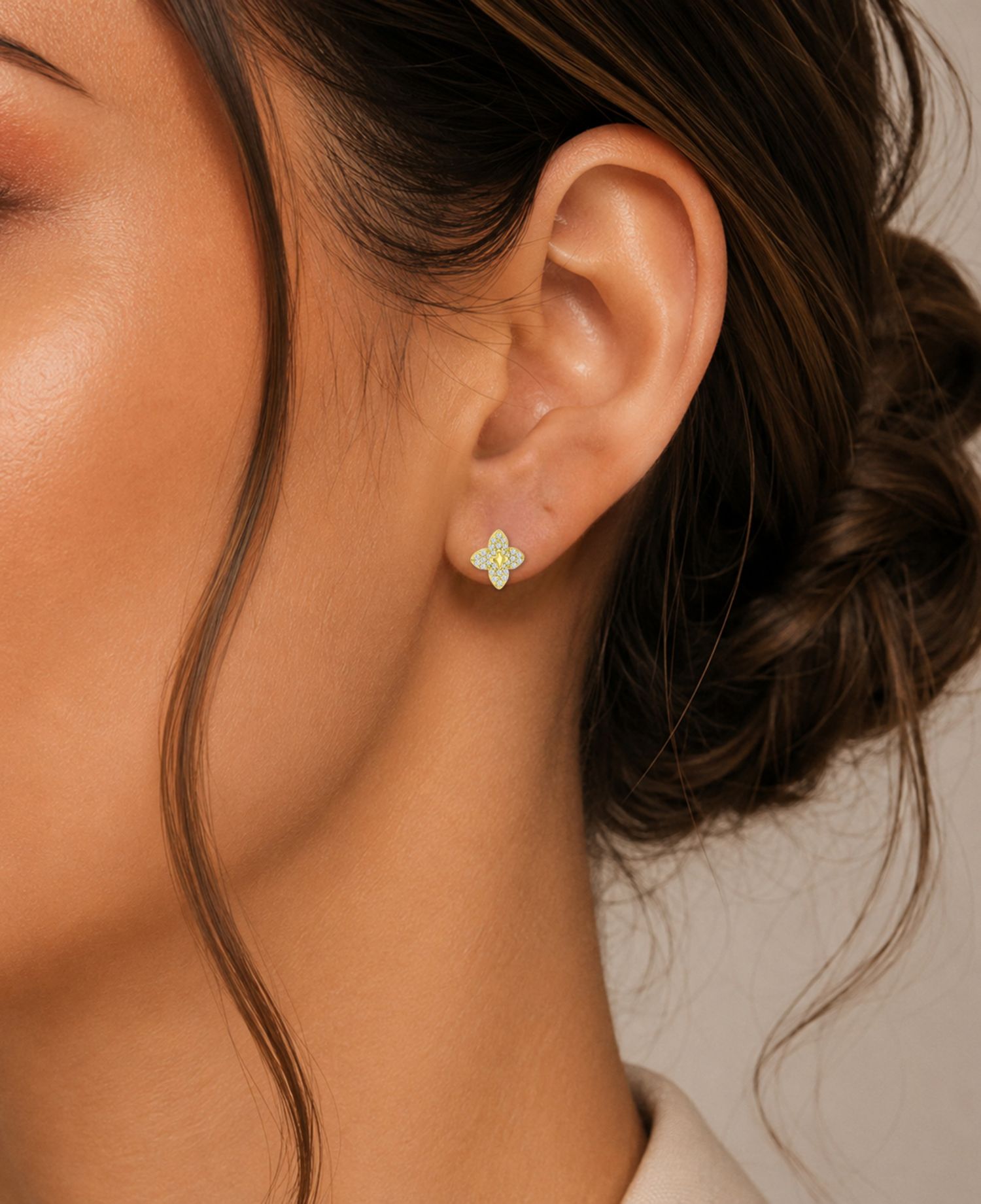 14k Gold-Plated Dainty Flower Stud Earrings