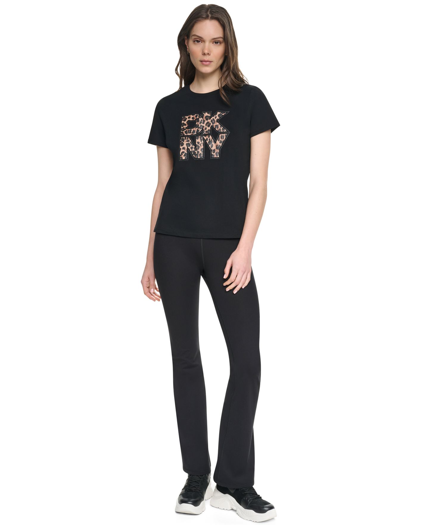 Женская футболка DKNY Sport Animal Print Logo Relaxed Fit Short-Sleeve Tee, цвет: Чёрный — фото 2
