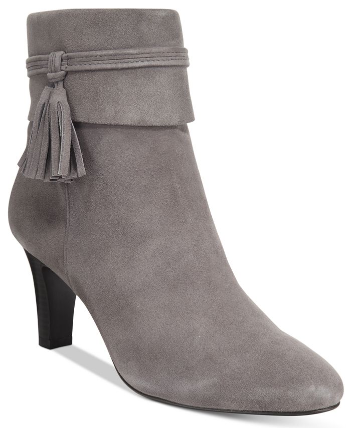 Bandolino hot sale booties macy's