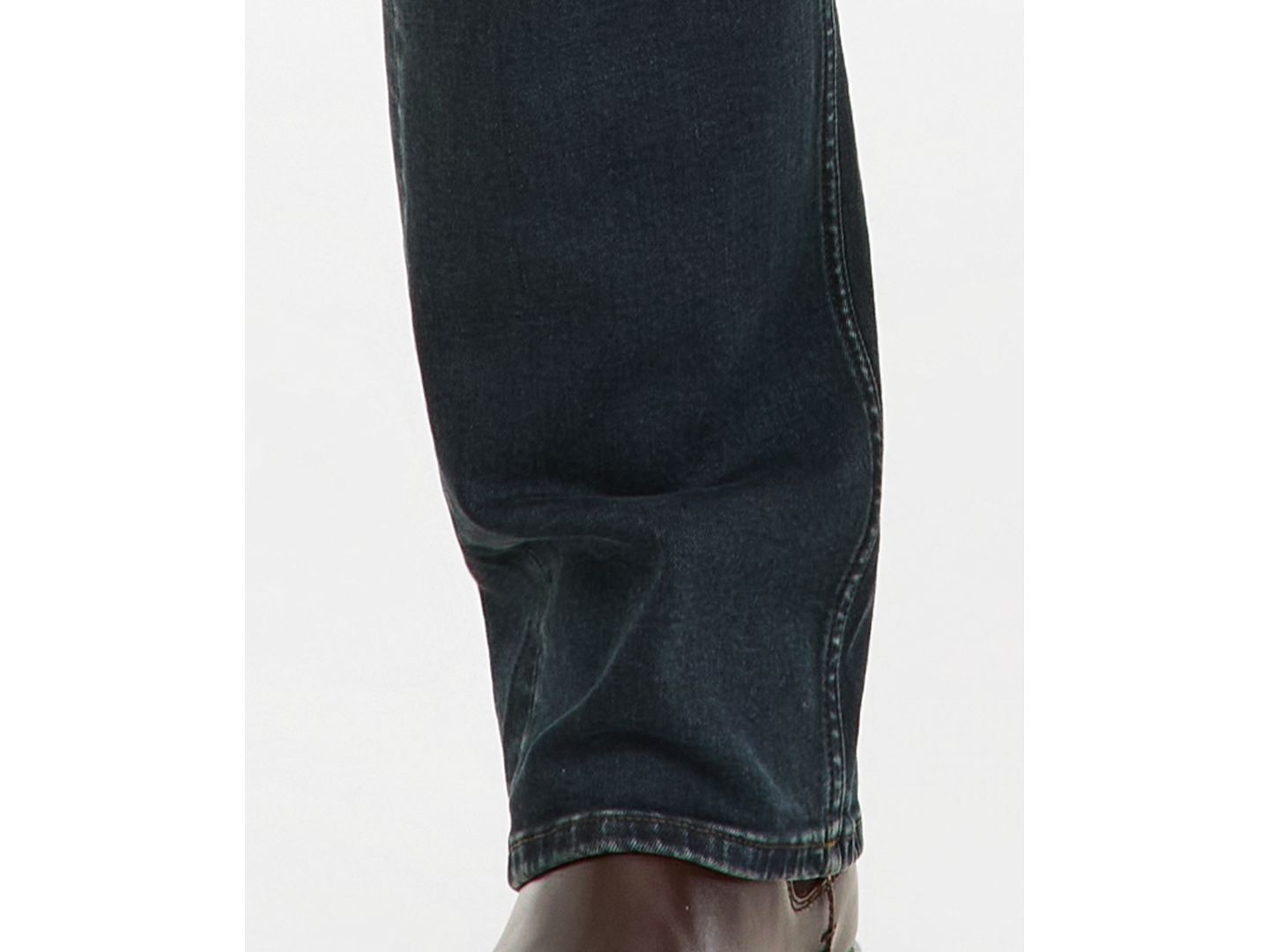 Мужские джинсы Rodd & Gunn Linden Relaxed Denim Jeans, цвет: Синий / Чёрный — фото 6