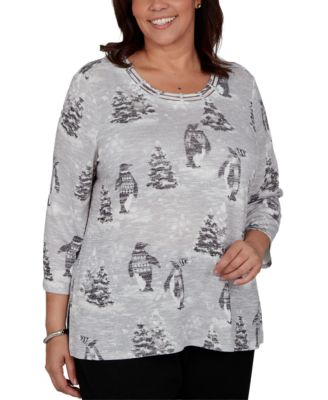 Plus Size Classic Penguins and Trees 3/4 Sleeve Holiday Knit Top