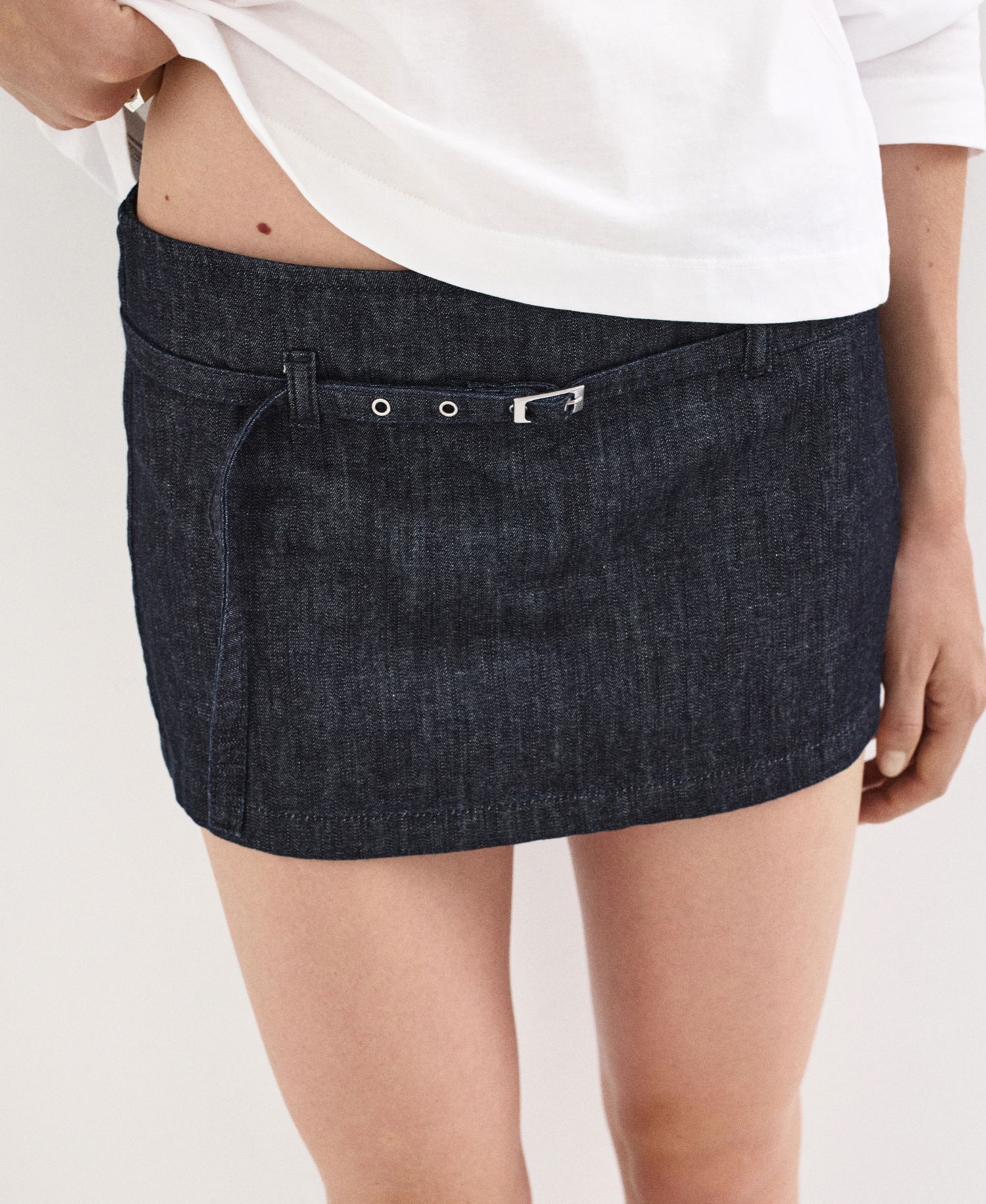 Women's Low-Rise Wide-Leg Denim Skort, 2" Inseam