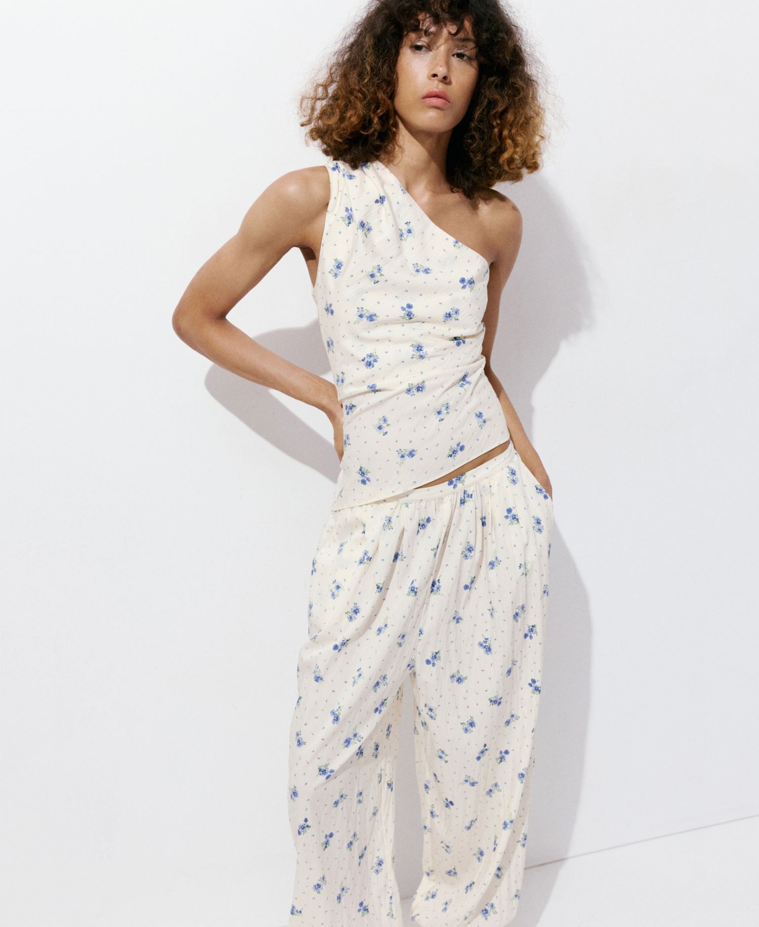 Women's Asymmetrical-Neck Floral Tank Top