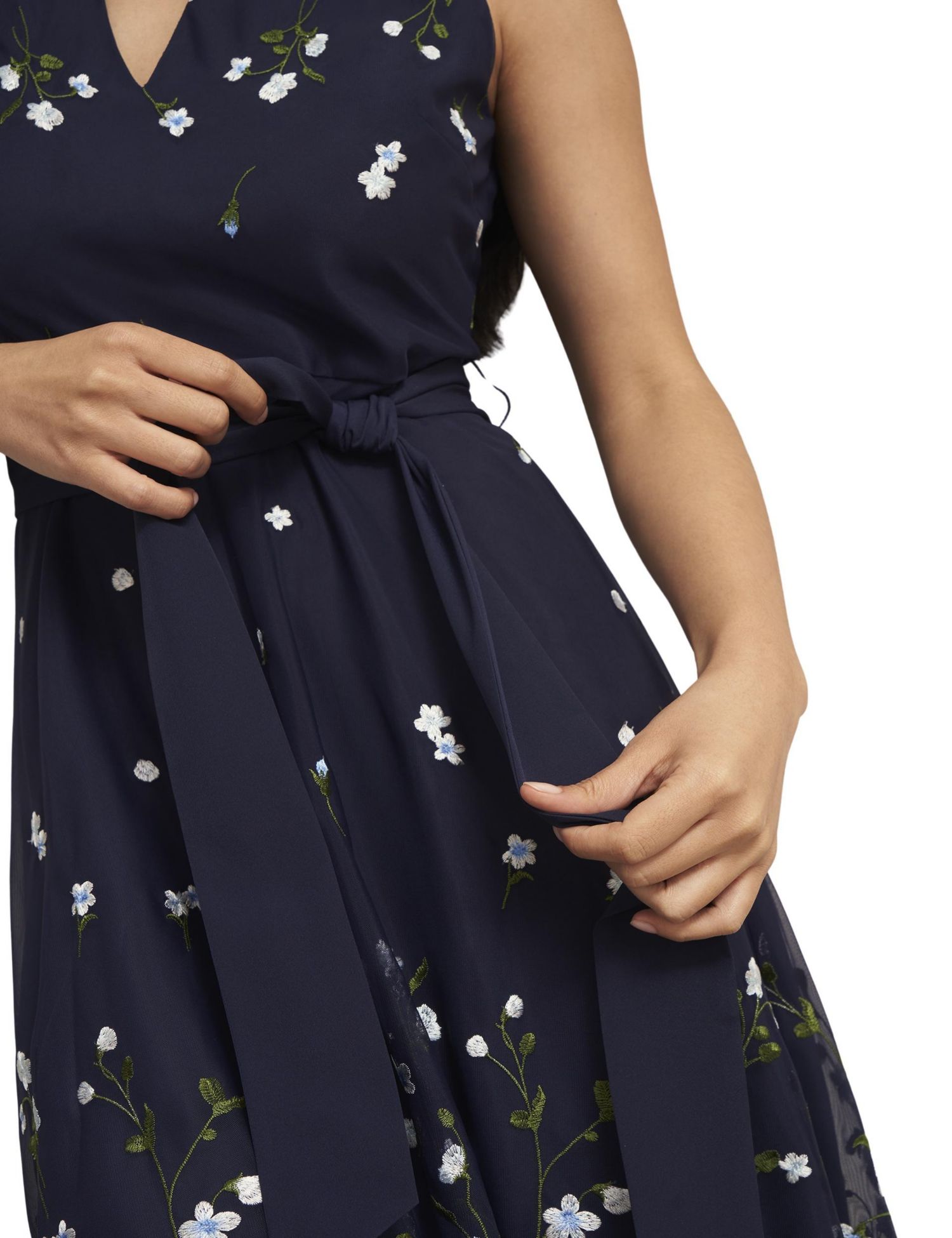Women's Aria Embroidered Dress