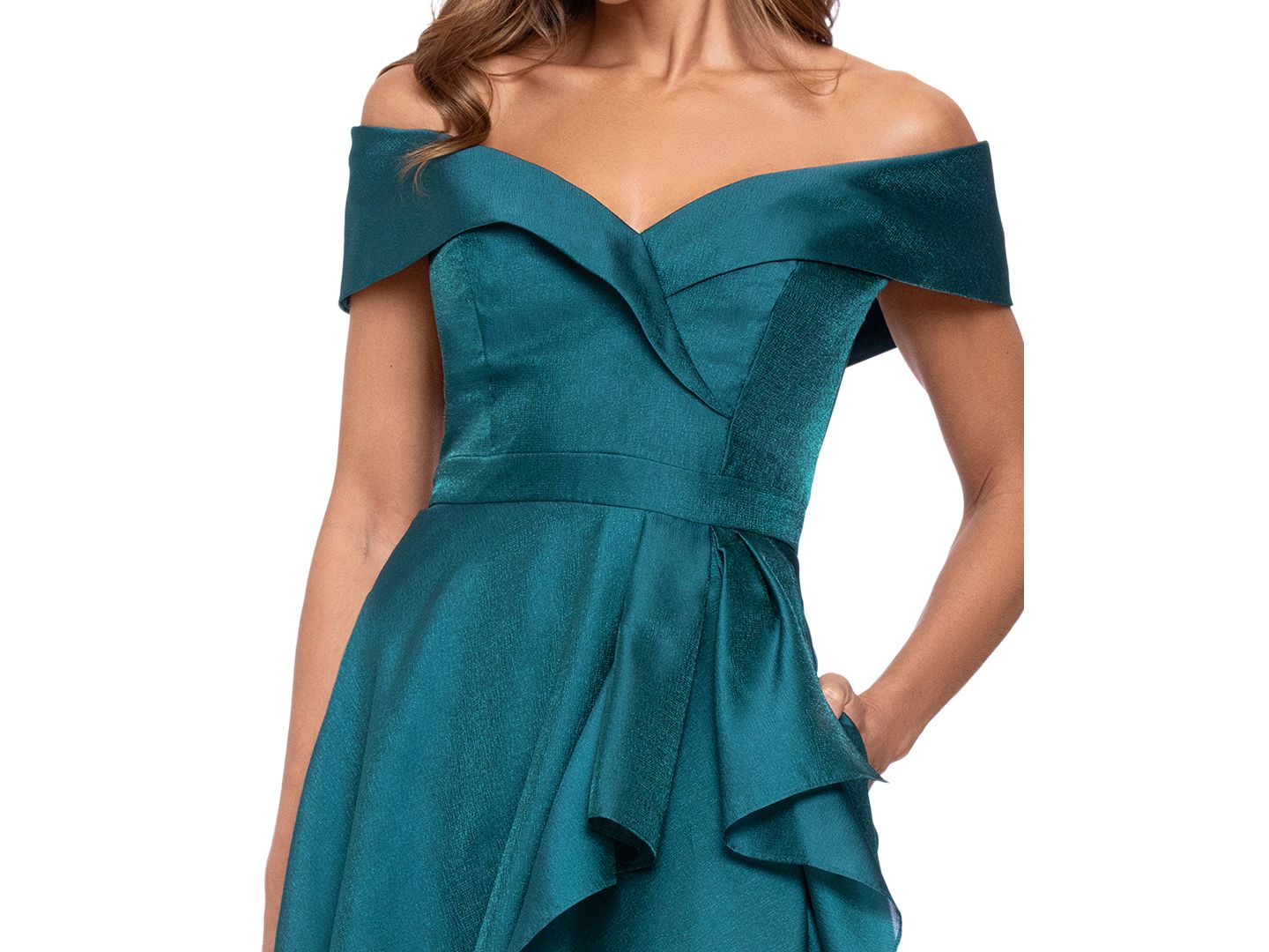 Женское платье XSCAPE Sweetheart Neck Off-The-Shoulder Ruffle Long, цвет: Изумрудный — фото 3