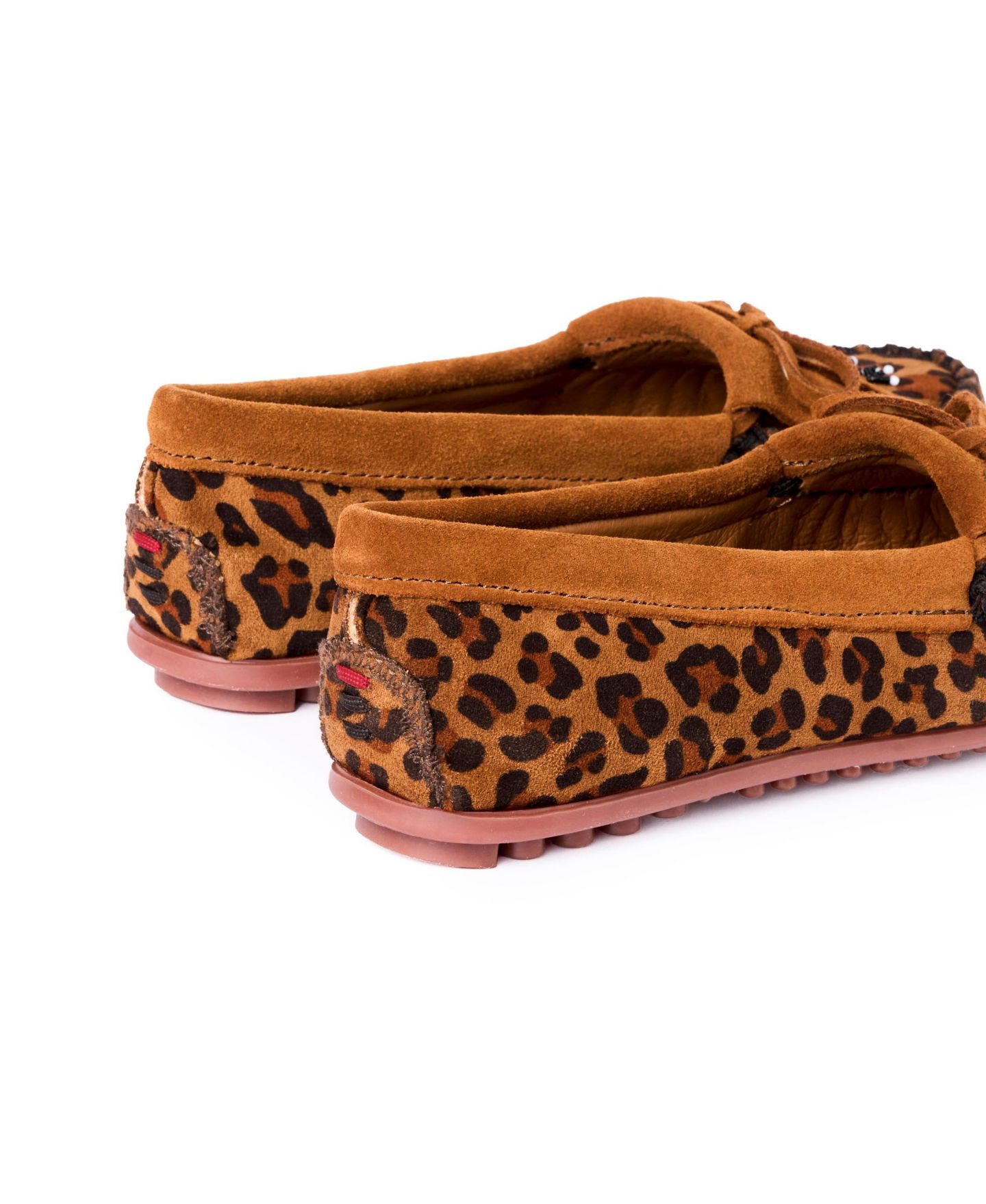 Женские леопардовые мокасины Minnetonka Thunderbird Animikii, цвет: Рыжевато-коричневый леопардовый с принтом — фото 5