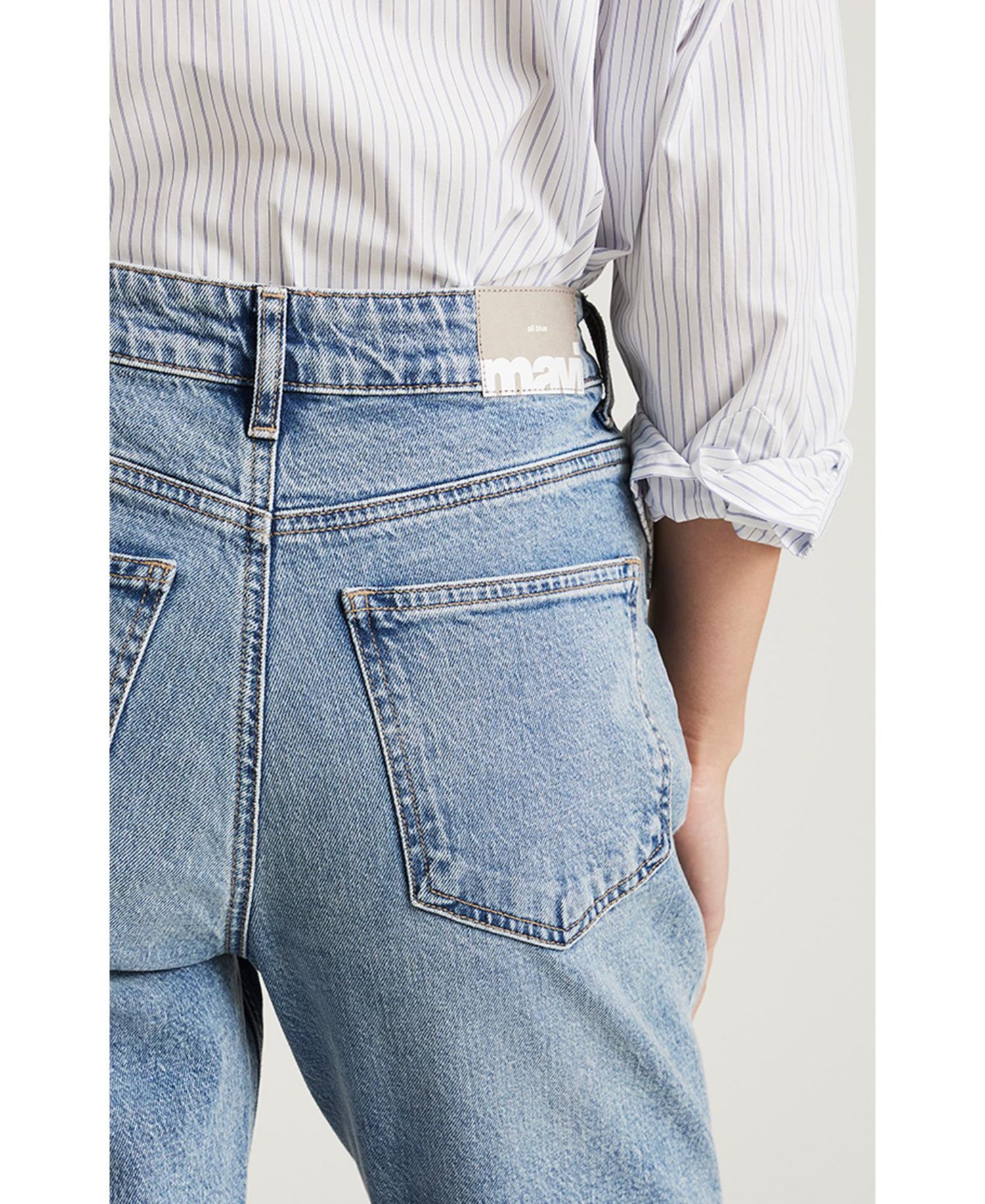 Women's New York High-Rise Straight-Leg Jeans