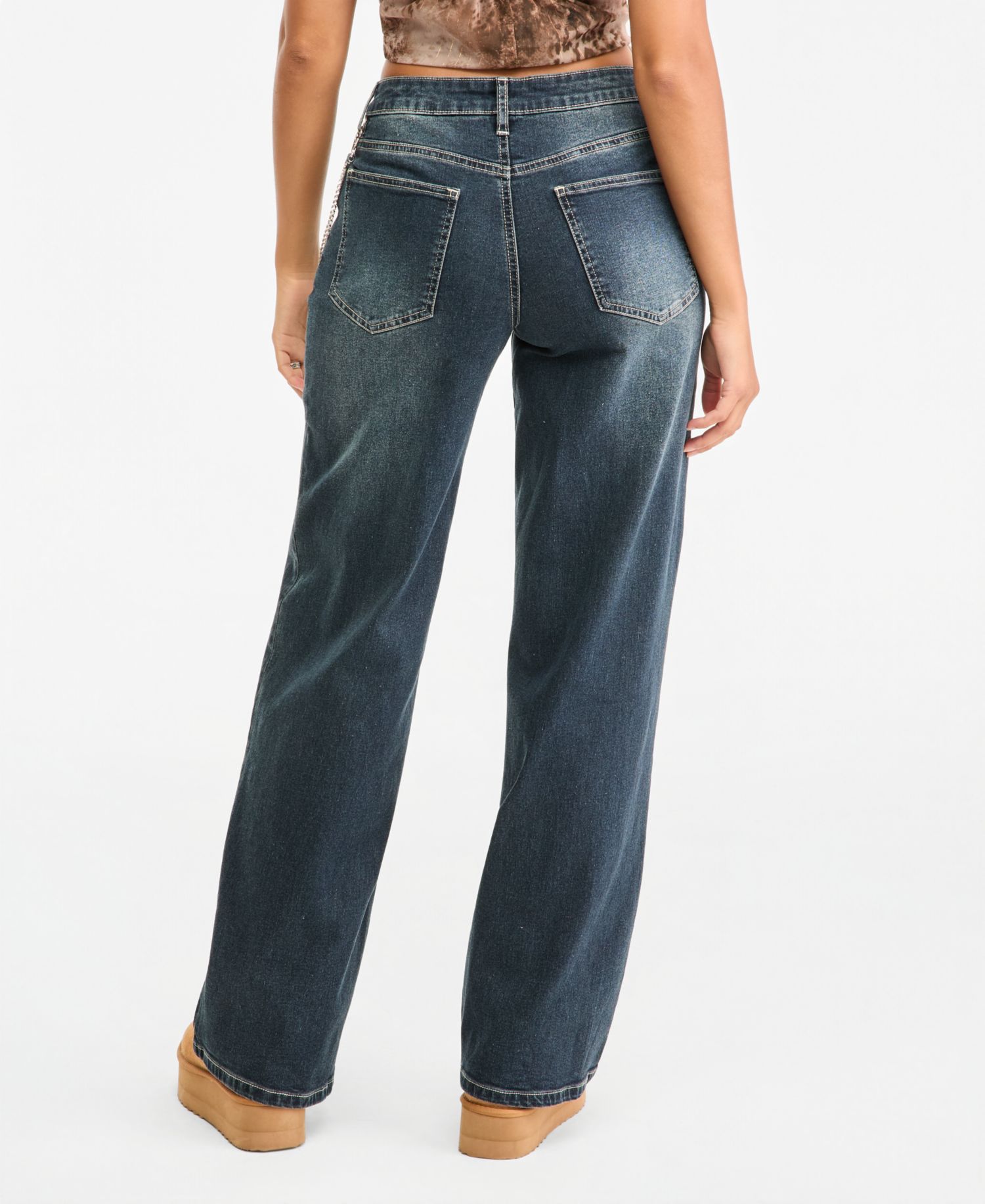 Juniors' 90s Wide Leg Rhinestone-Chain High-Waisted Cotton-Blend Jeans