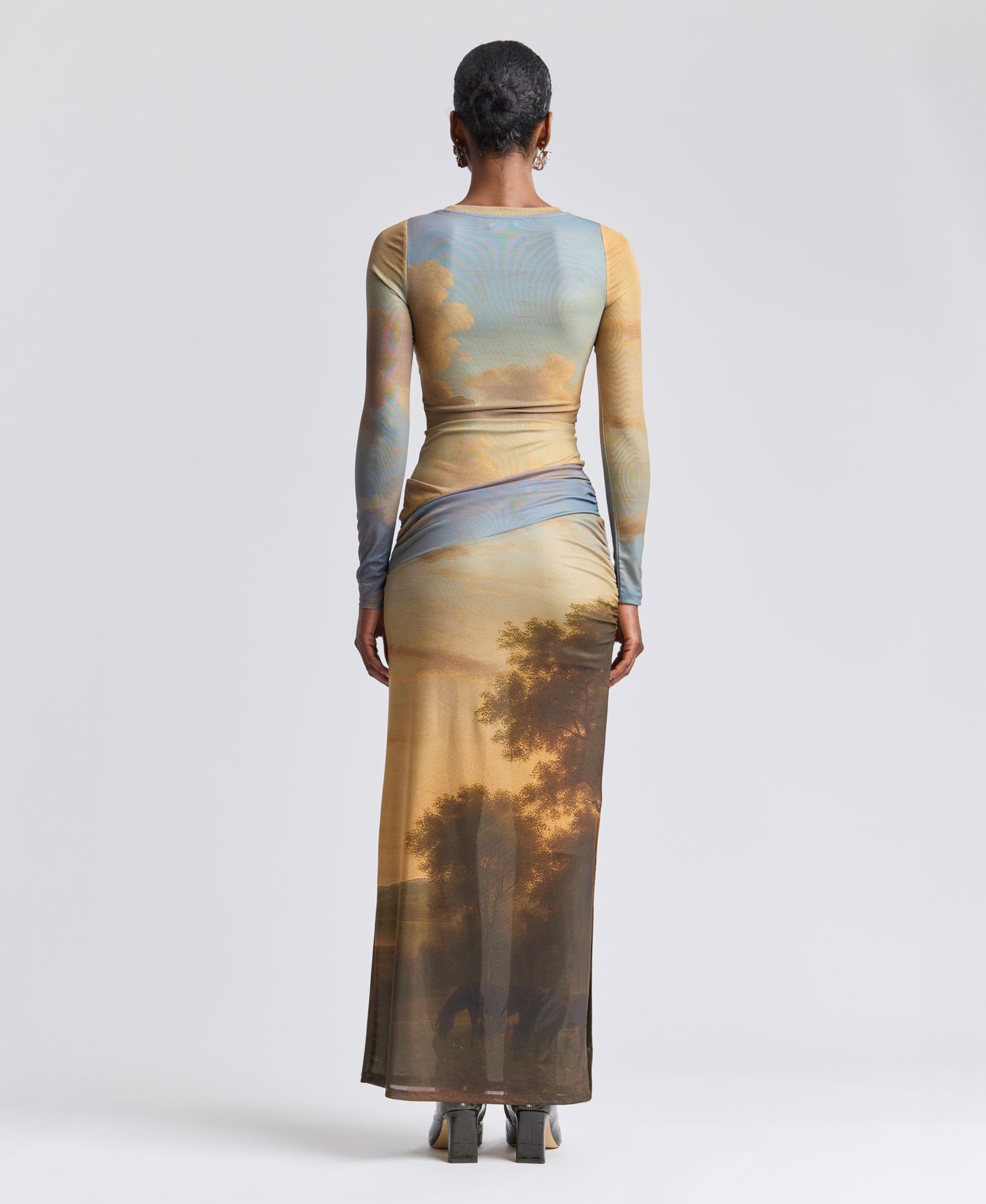Women's Scoop Neck Long-Sleeve Shirred Waist Maxi Dress