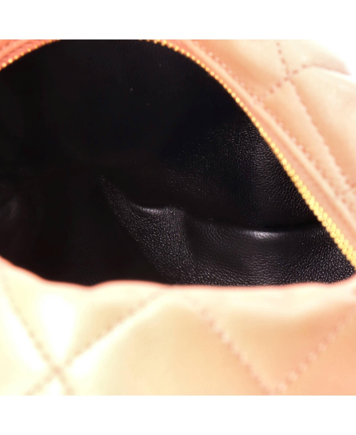 Pre-Owned Saint Laurent Icarino Bag Quilted Leather