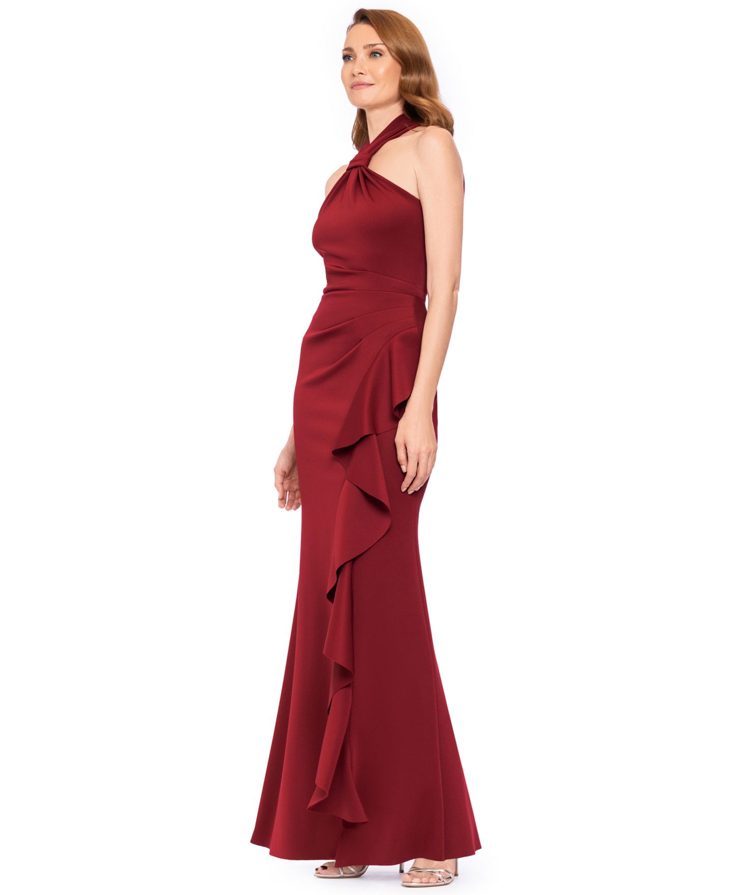 Женское платье Betsy & Adam Petite Halter Ruffle-Trim Gown, цвет: Красный — фото 3