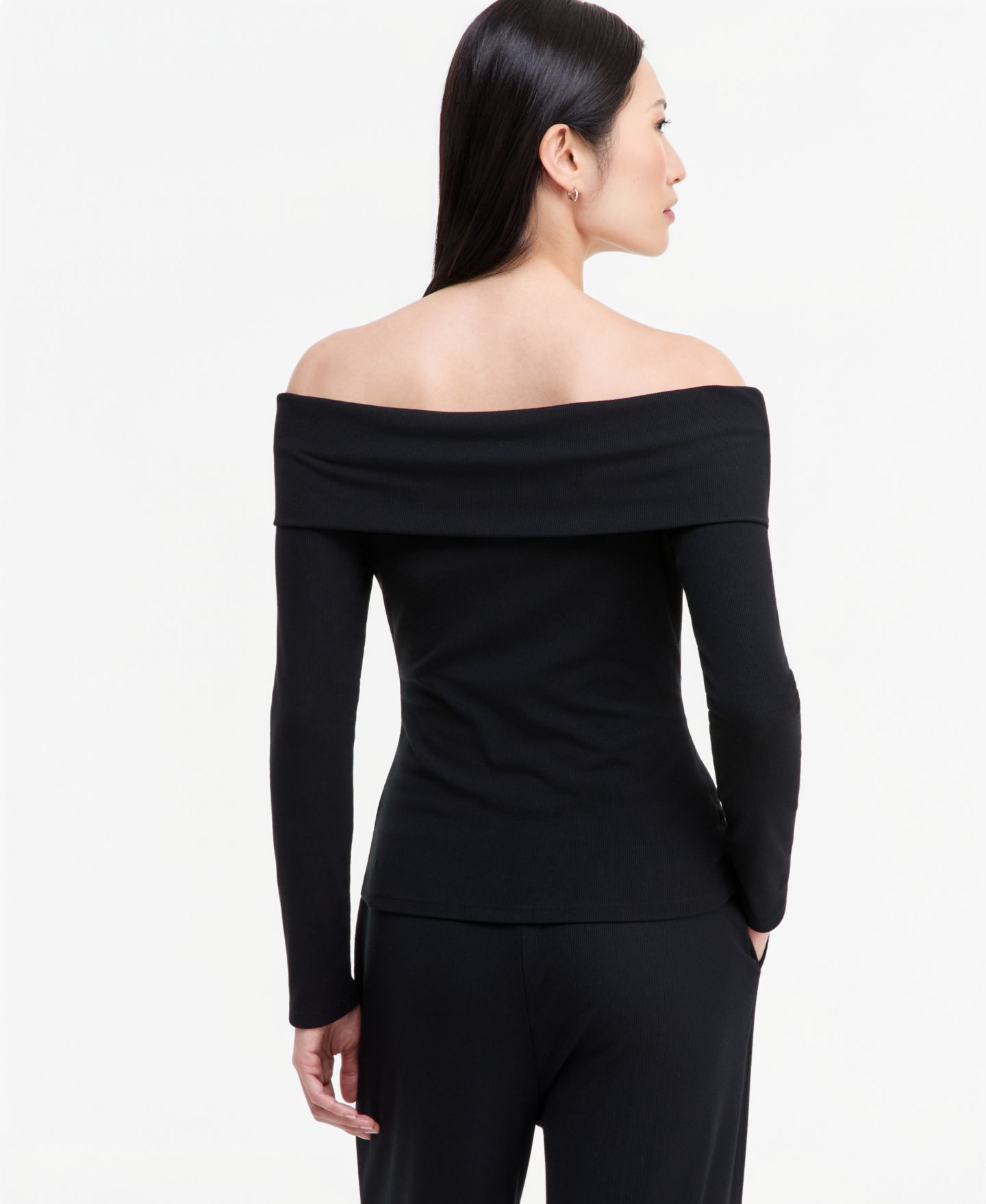 Женский топ I.N.C. International Concepts Off-the-Shoulder Rib-Knit Long-Sleeve Top, цвет: Глубокий чёрный — фото 3