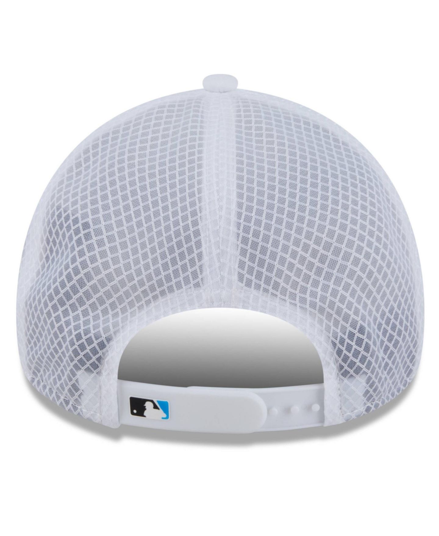 Мужская кепка New Era White Miami Marlins 2026 Batting Practice Apex 9FORTY Adjustable Trucker Hat — фото 4