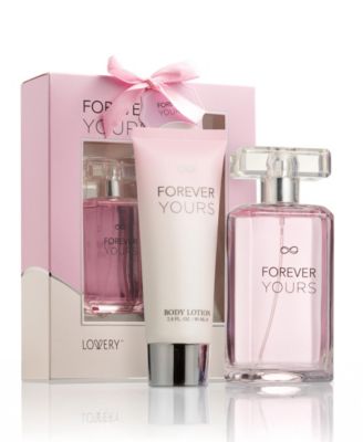 Forever Yours Womens Bath and Body Beauty Set