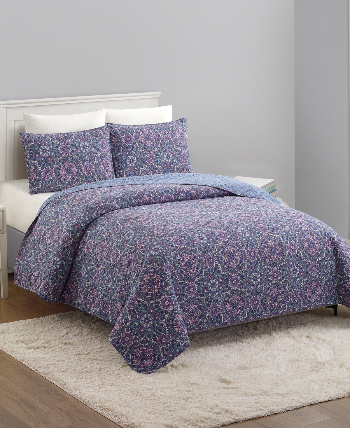 Modern Heirloom Lavender Florals Reversible 3-Piece Quilt Set