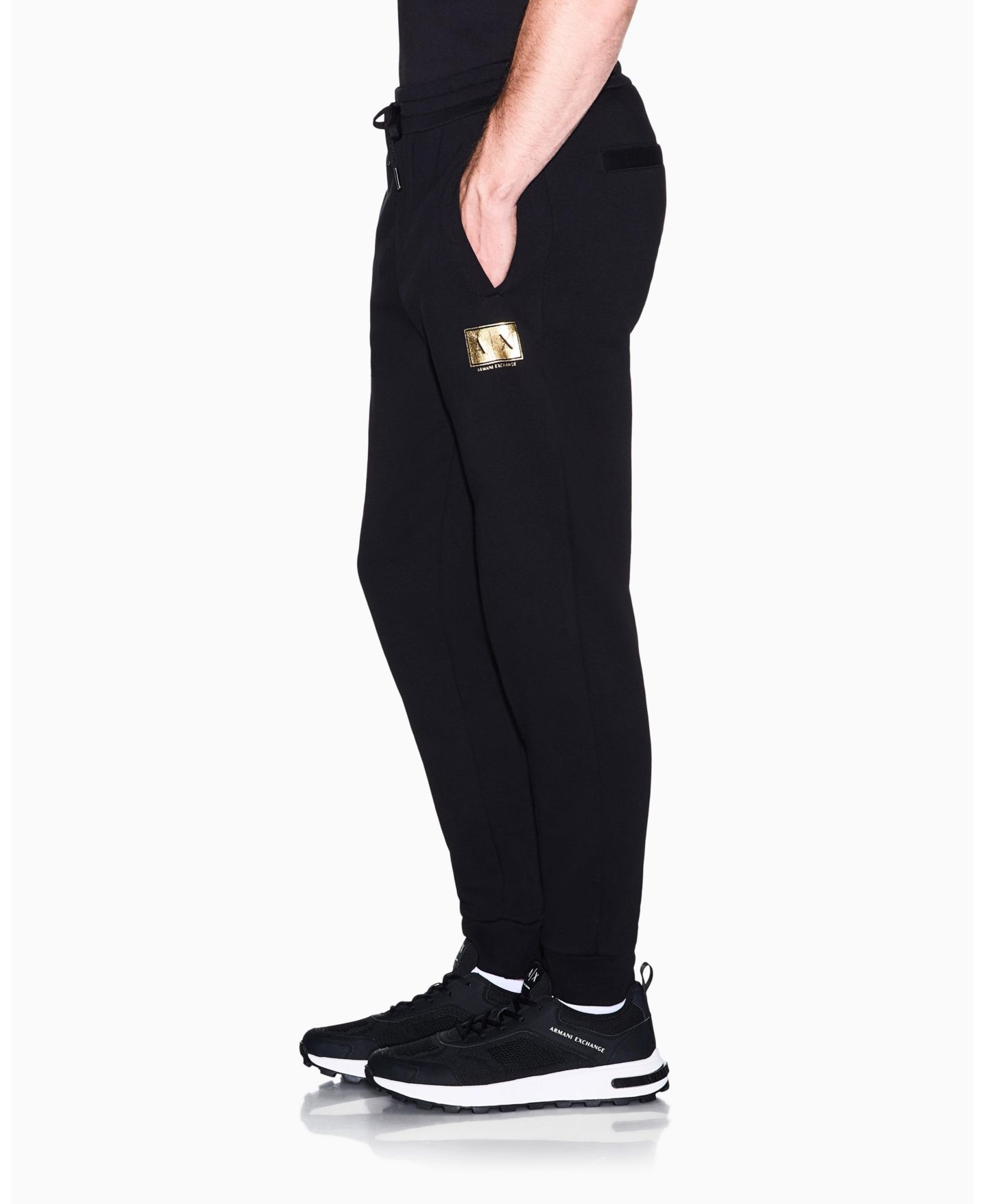 Мужские брюки A|X Armani Exchange Black And Gold Box Jogger, цвет: Чёрный / Золотой — фото 7