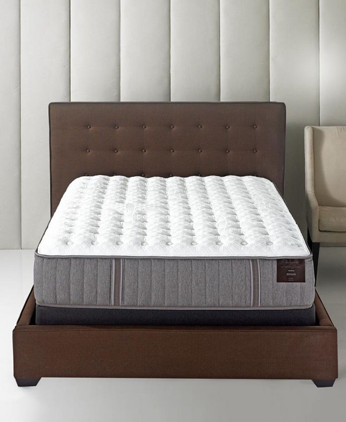 Stearns & Foster Estate Palace 14.5" Luxury Firm Mattress Set