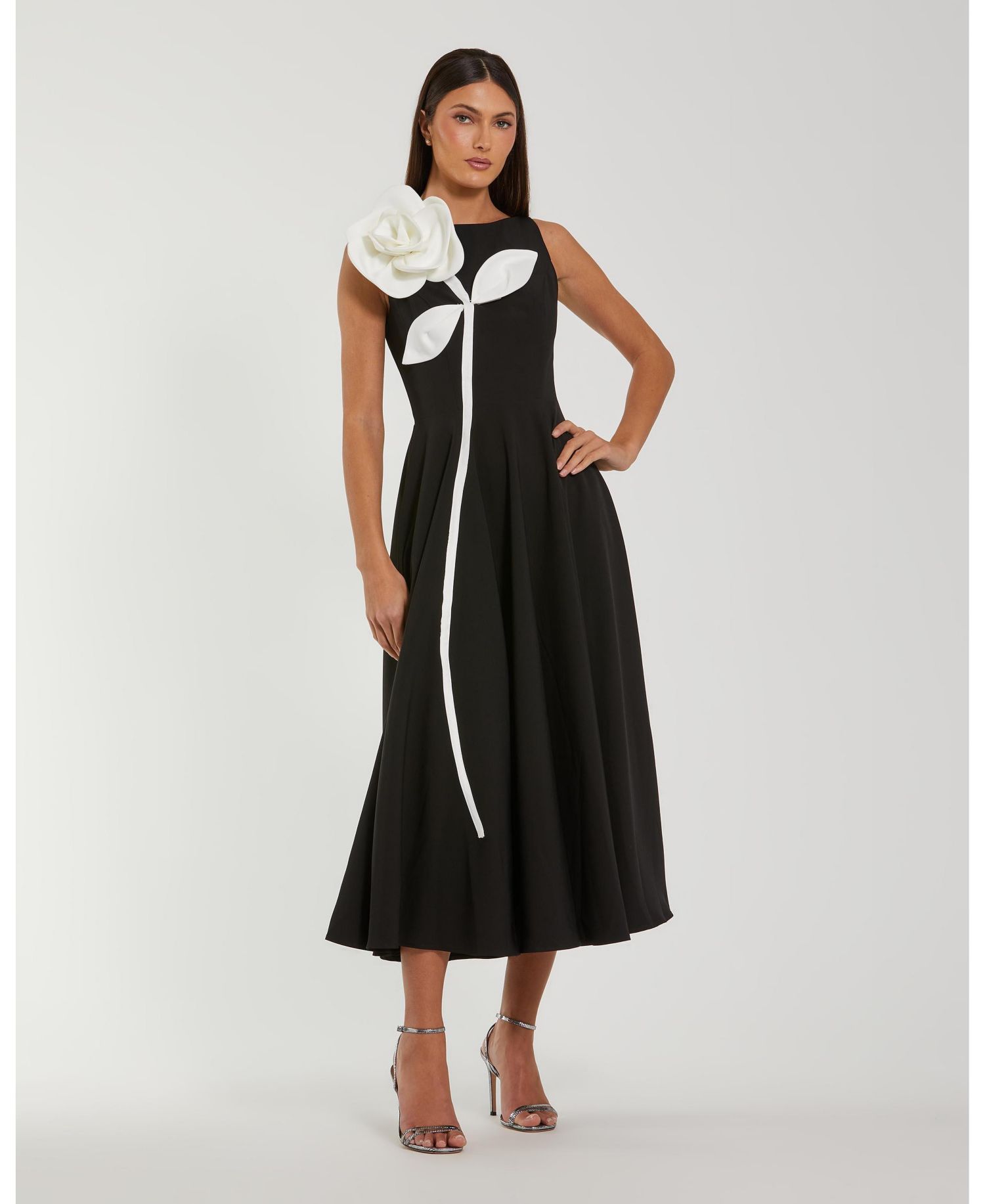Women's Floral-Applique Boat-Neck Sleeveless A-Line Midi Dress