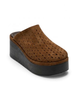 Forever and Always Shoes Women's Lune Leather Platform Sandal
