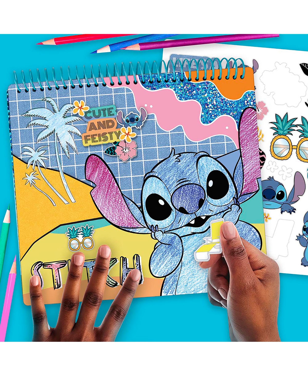 Fashion Angels Disney Stitch: Color and Collage Design Set
