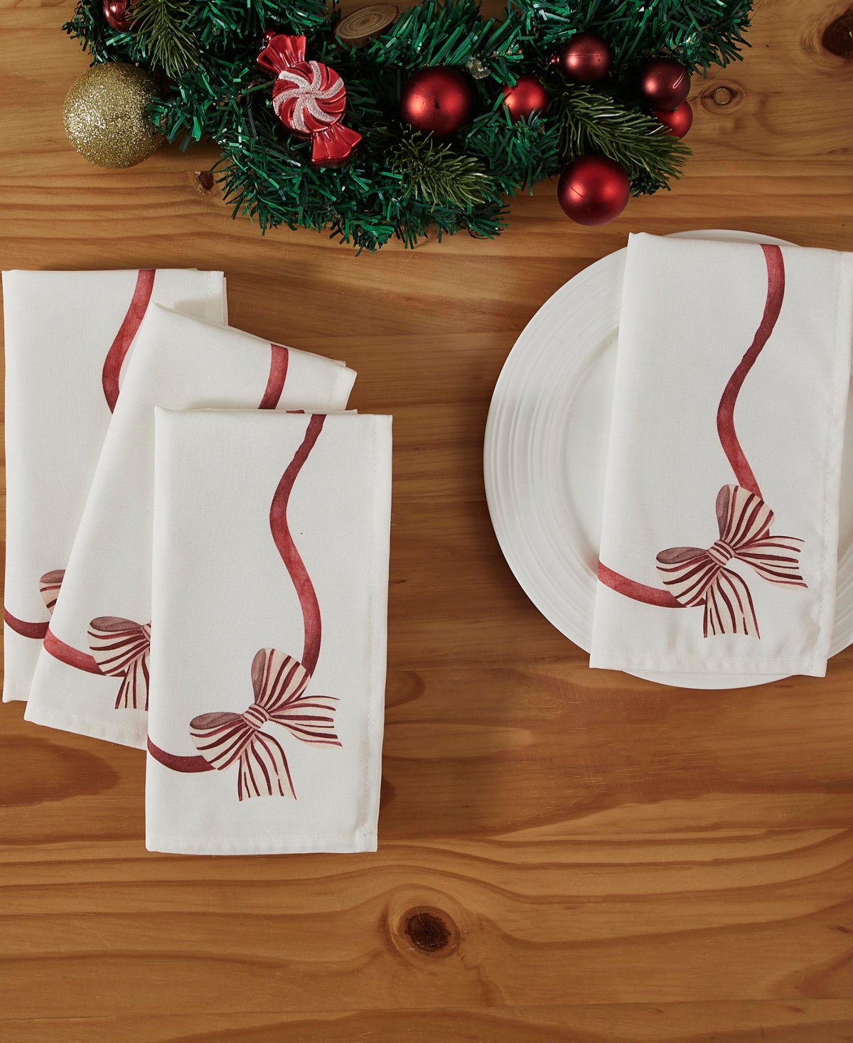 Avanti Heirloom Noel Bow And Ribbon Napkins, Set of 4